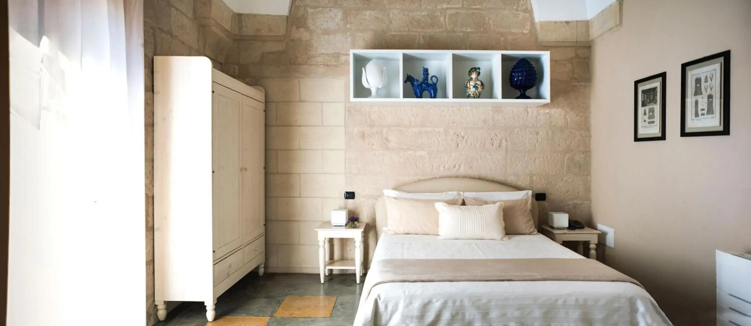 Deluxe Double Room - single occupancy in Corte Dei Francesi Deluxe Double Room - single occupancy in Corte Dei Francesi