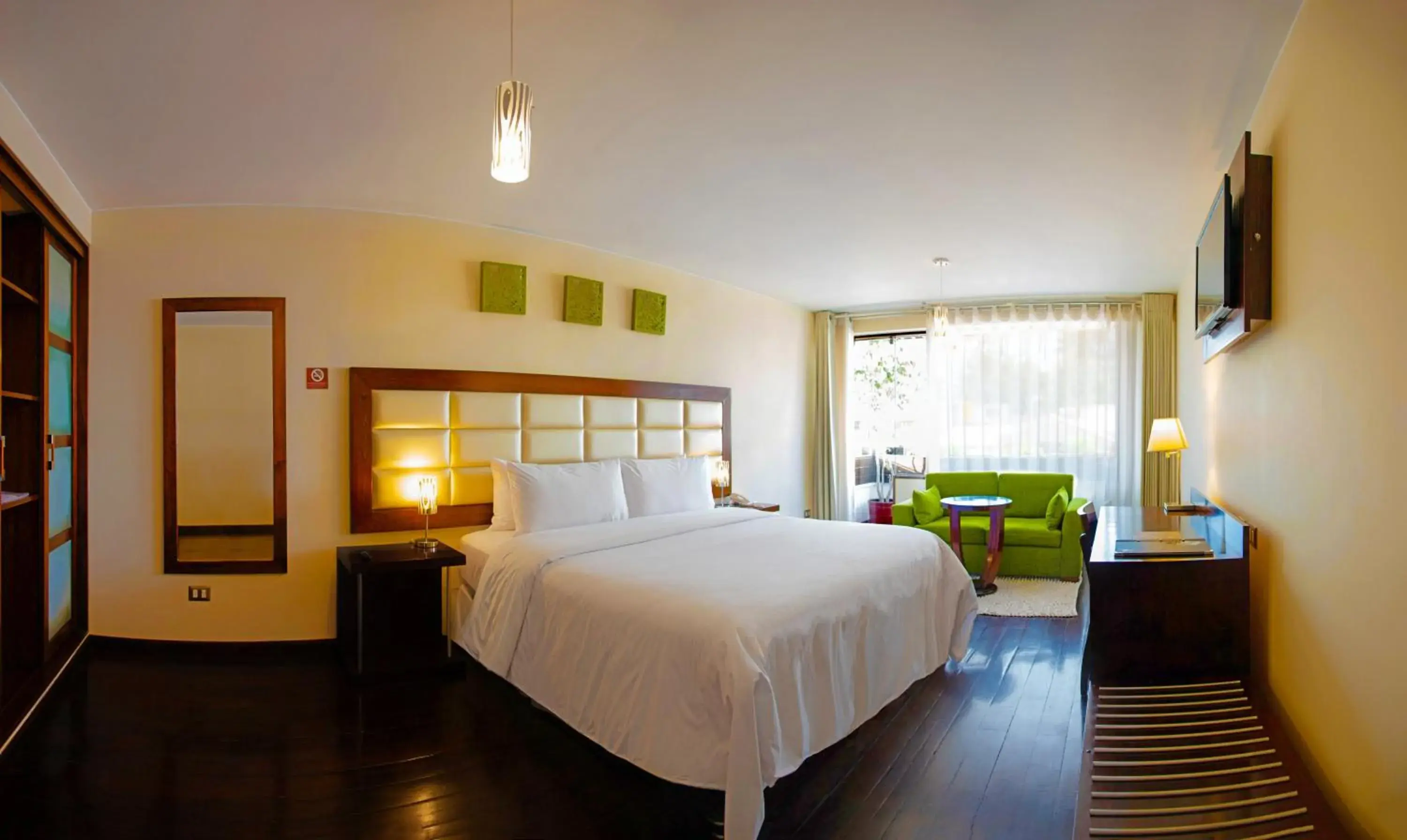 Junior Suite in Mint Hotel Junior Suite in Mint Hotel