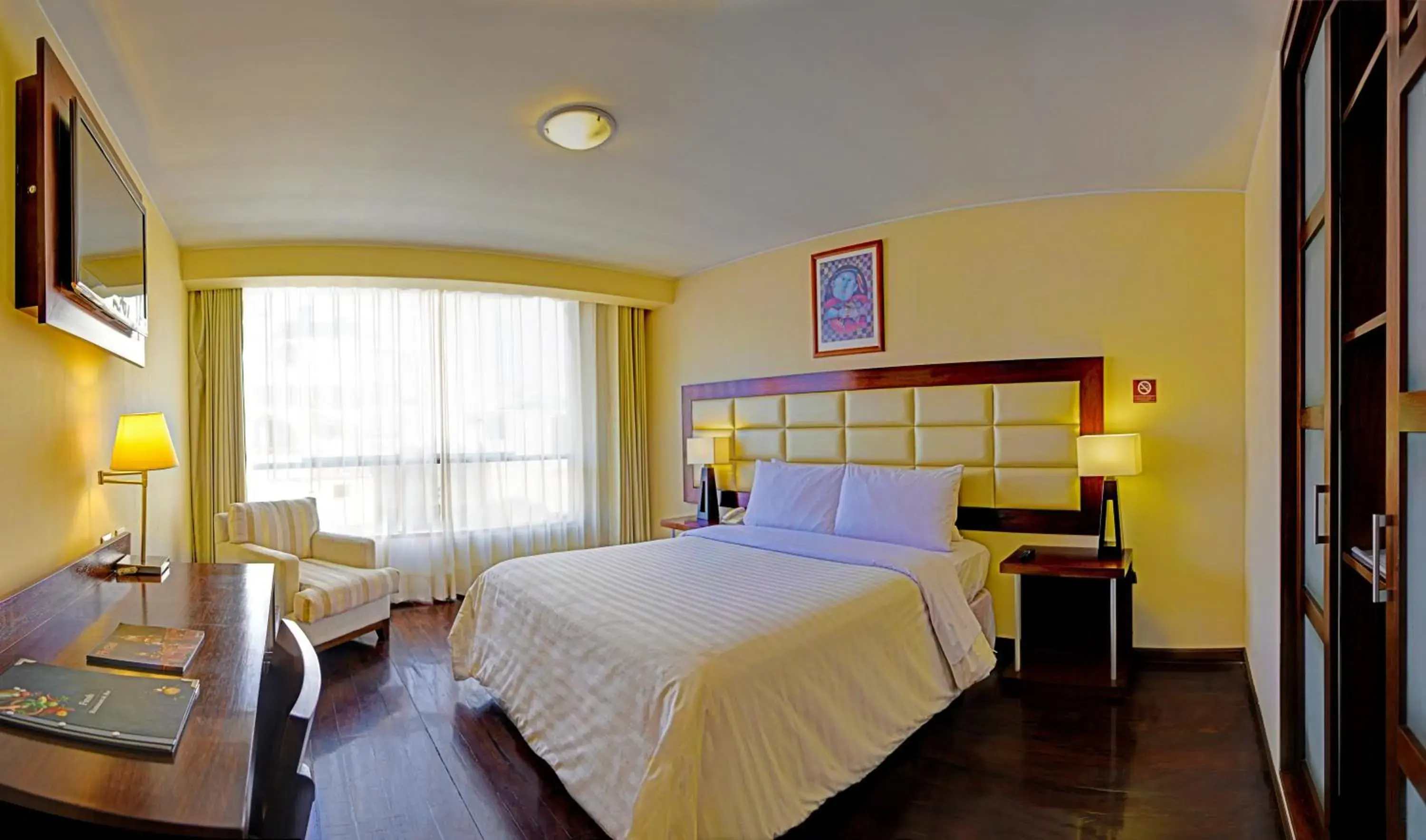 Superior Double Room in Mint Hotel Superior Double Room in Mint Hotel