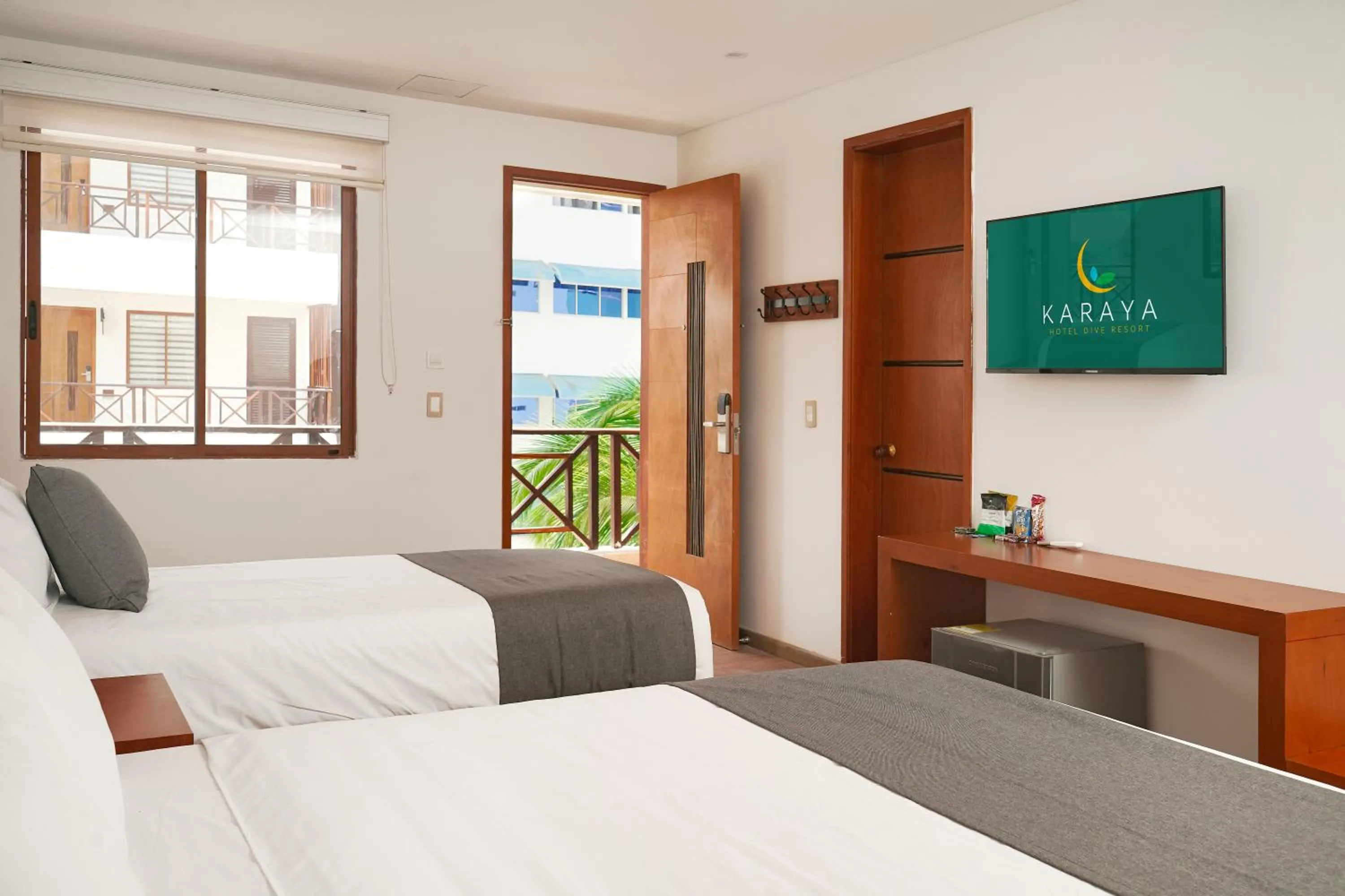 Bedroom, Bed in HOTEL KARAYA DIVE RESORT