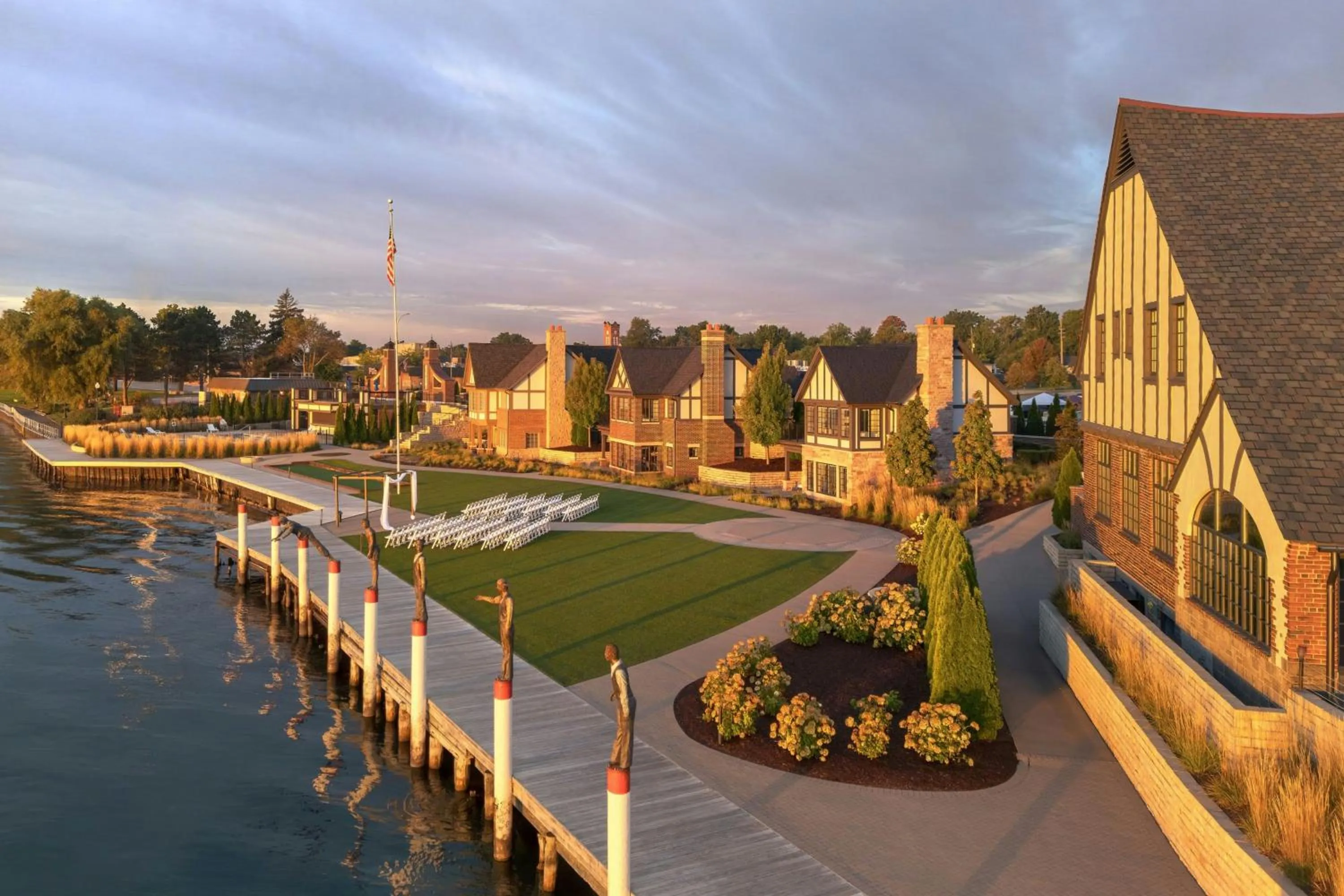 Property building in St. Clair Inn