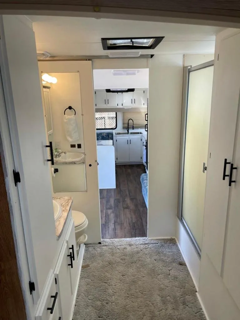 Bathroom in RV2 Stunning RV Private Netflix FreeParking