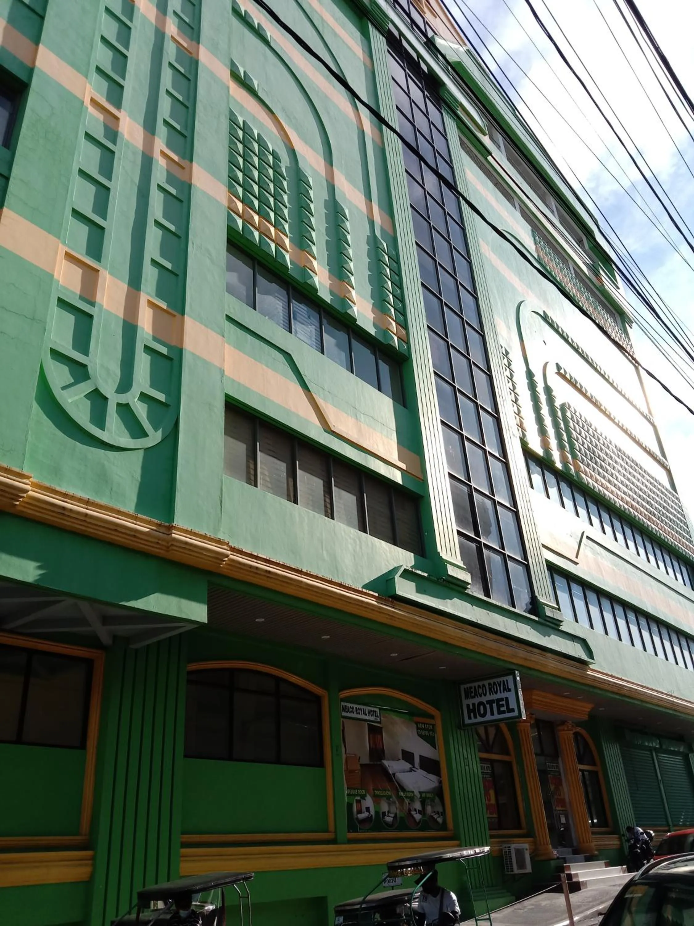 Meaco Royal Hotel- Lucena