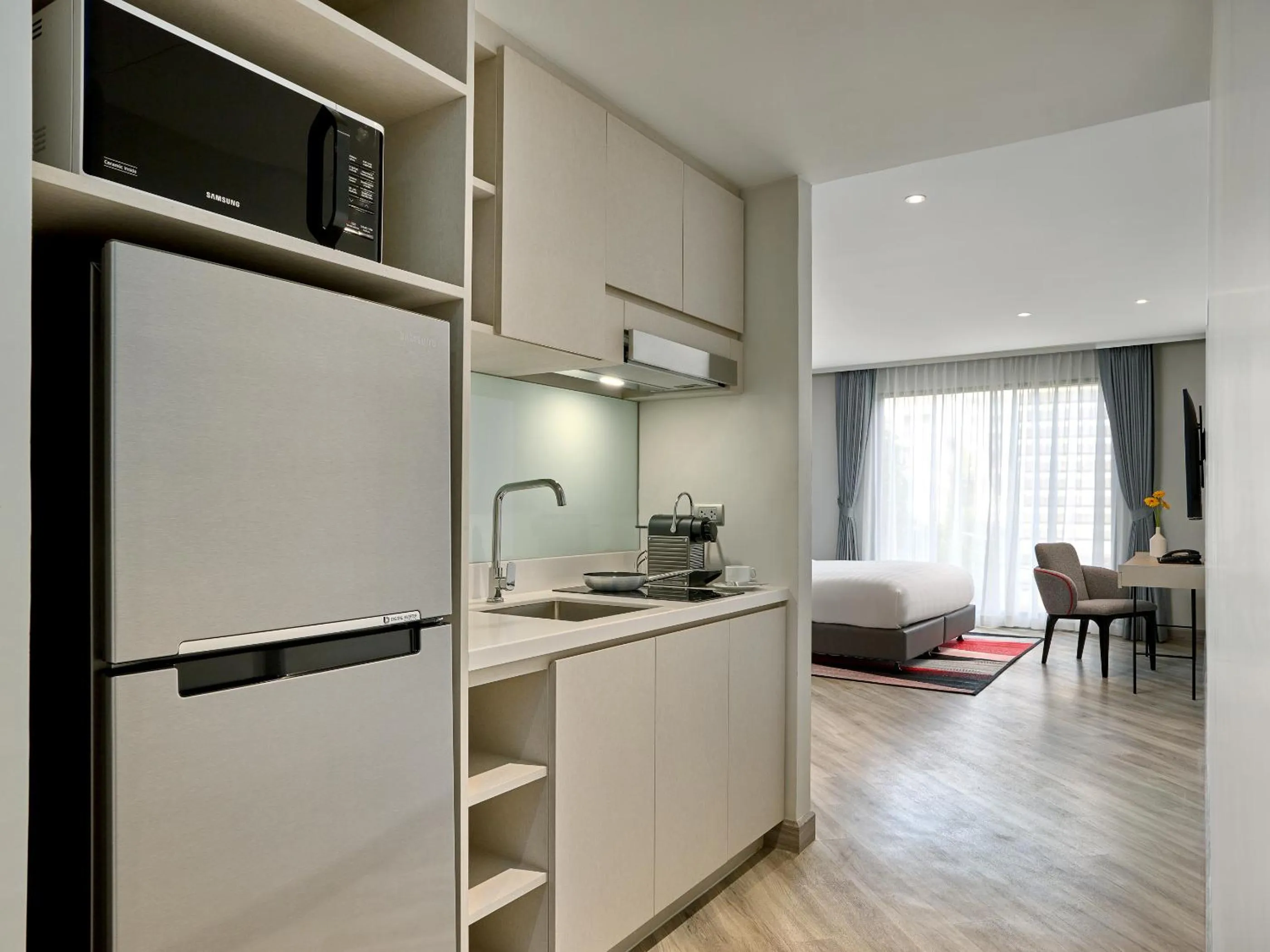 Kitchen or kitchenette in Oakwood Studios Sukhumvit Bangkok