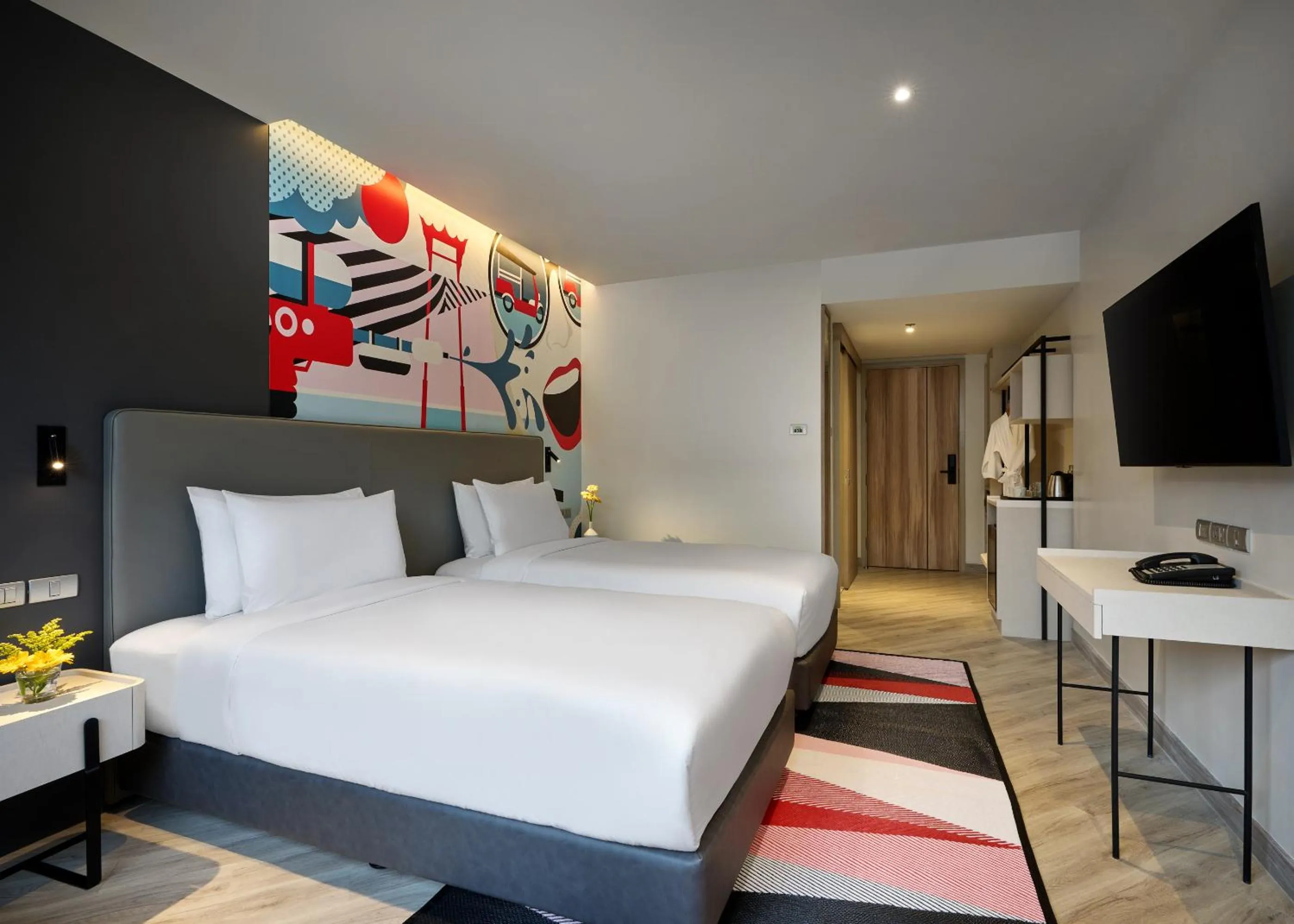 Photo of the whole room, Bed in Oakwood Studios Sukhumvit Bangkok