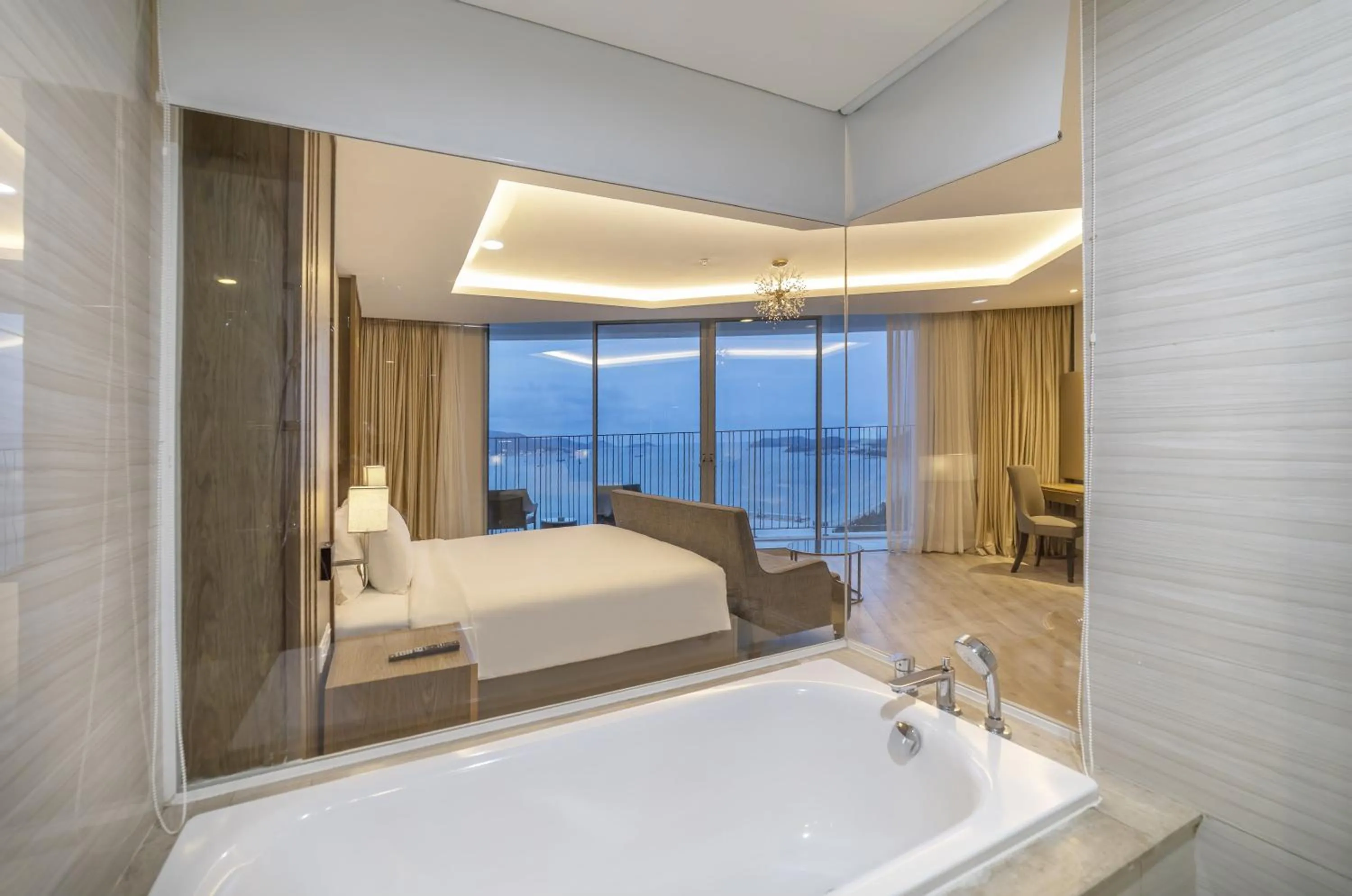 Bed in LYN Premier Studio Panorama Nha Trang