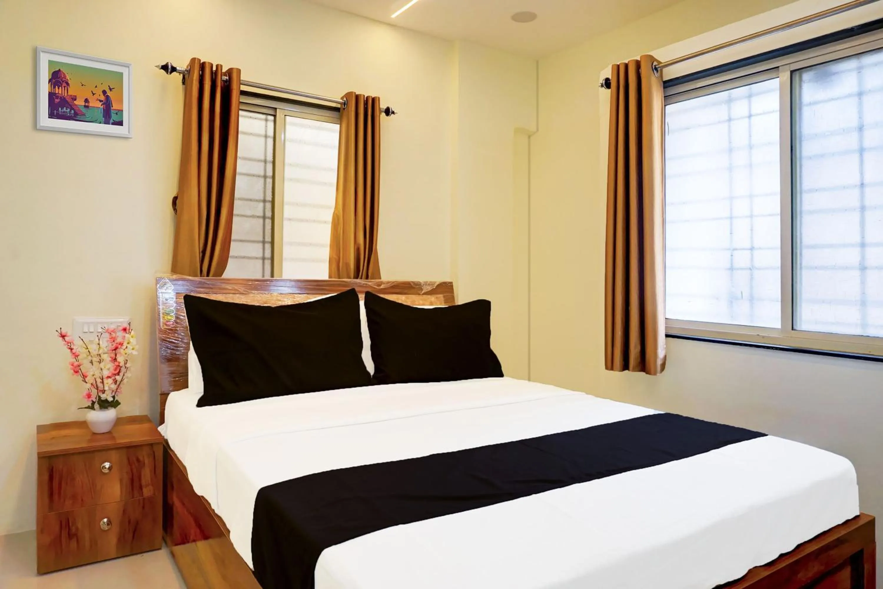 Bedroom, Bed in Hotel O Jaihind Building