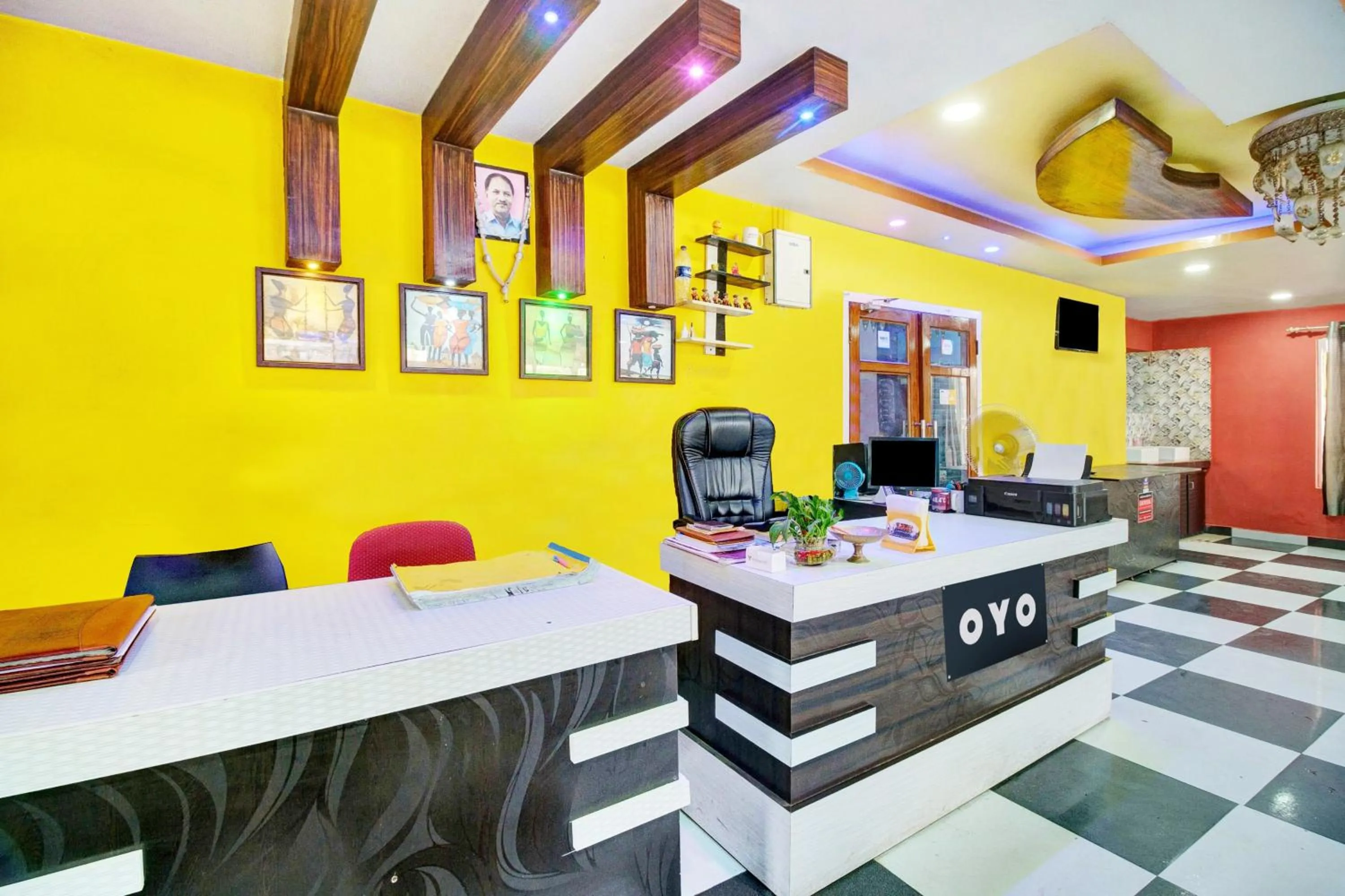 Lobby or reception in Hotel O ROYAL REGENCY, Pathsala