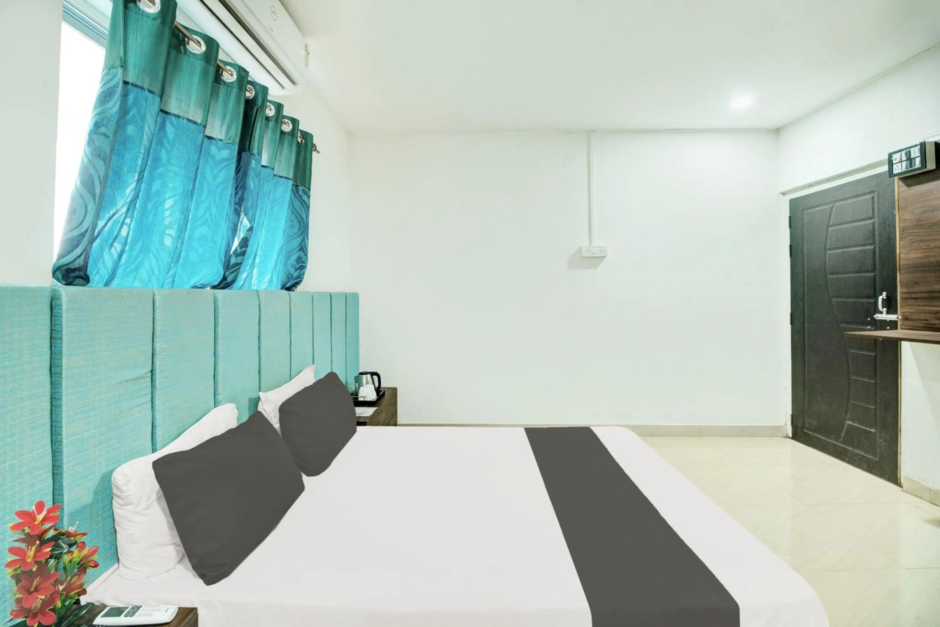 Bedroom in Hotel O ROYAL REGENCY, Pathsala