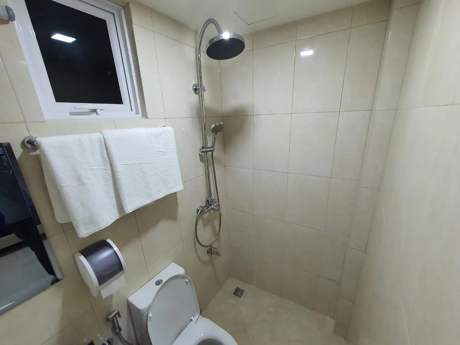 Bathroom in Tour Inn