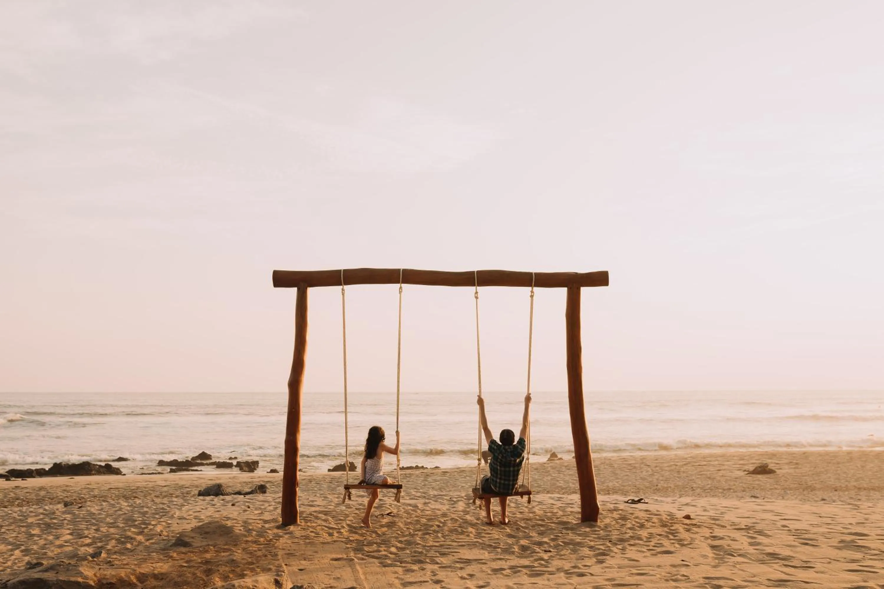 People in Tres Mujeres Hotel