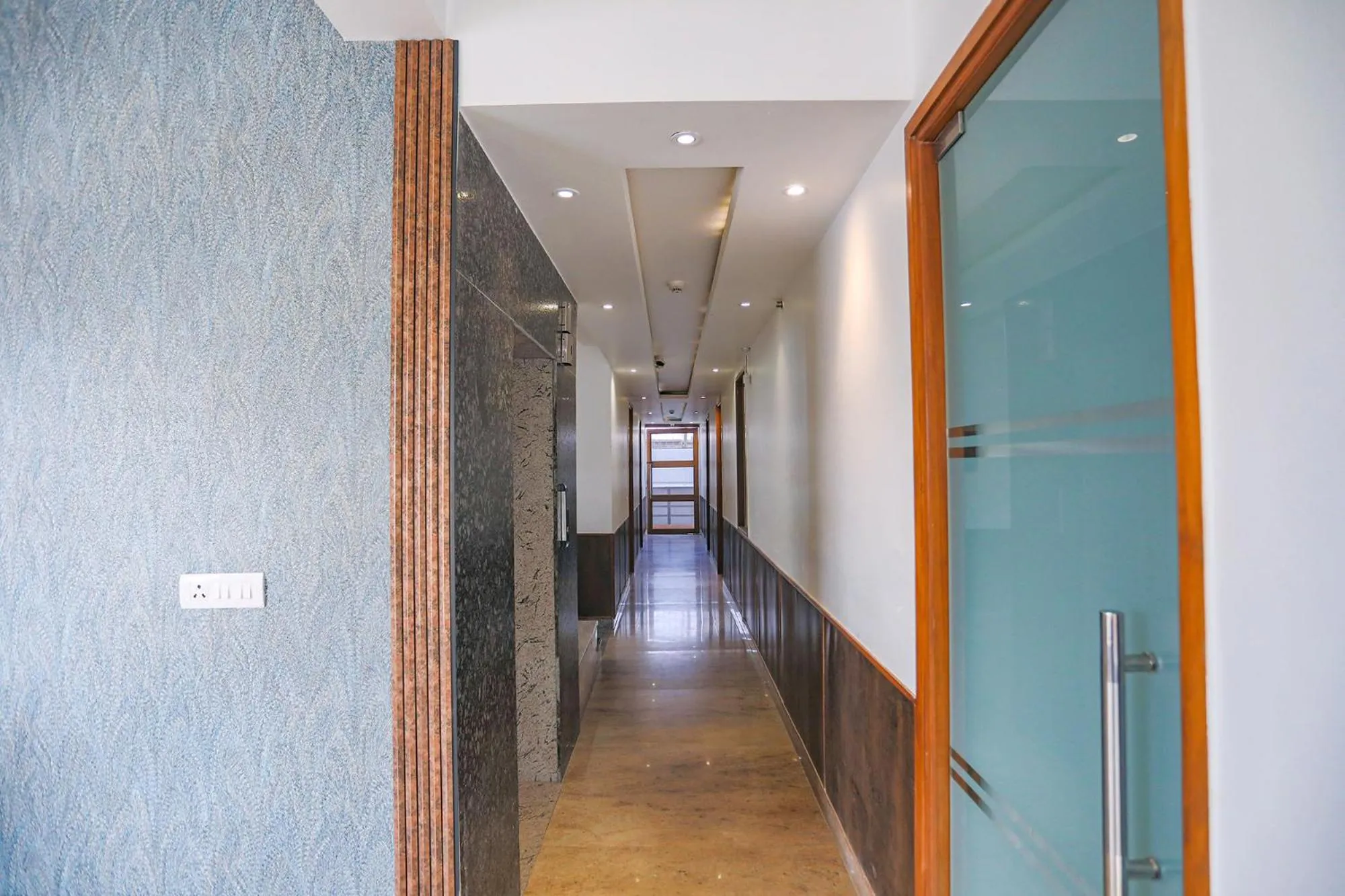 Lobby or reception in FabHotel The Horizon