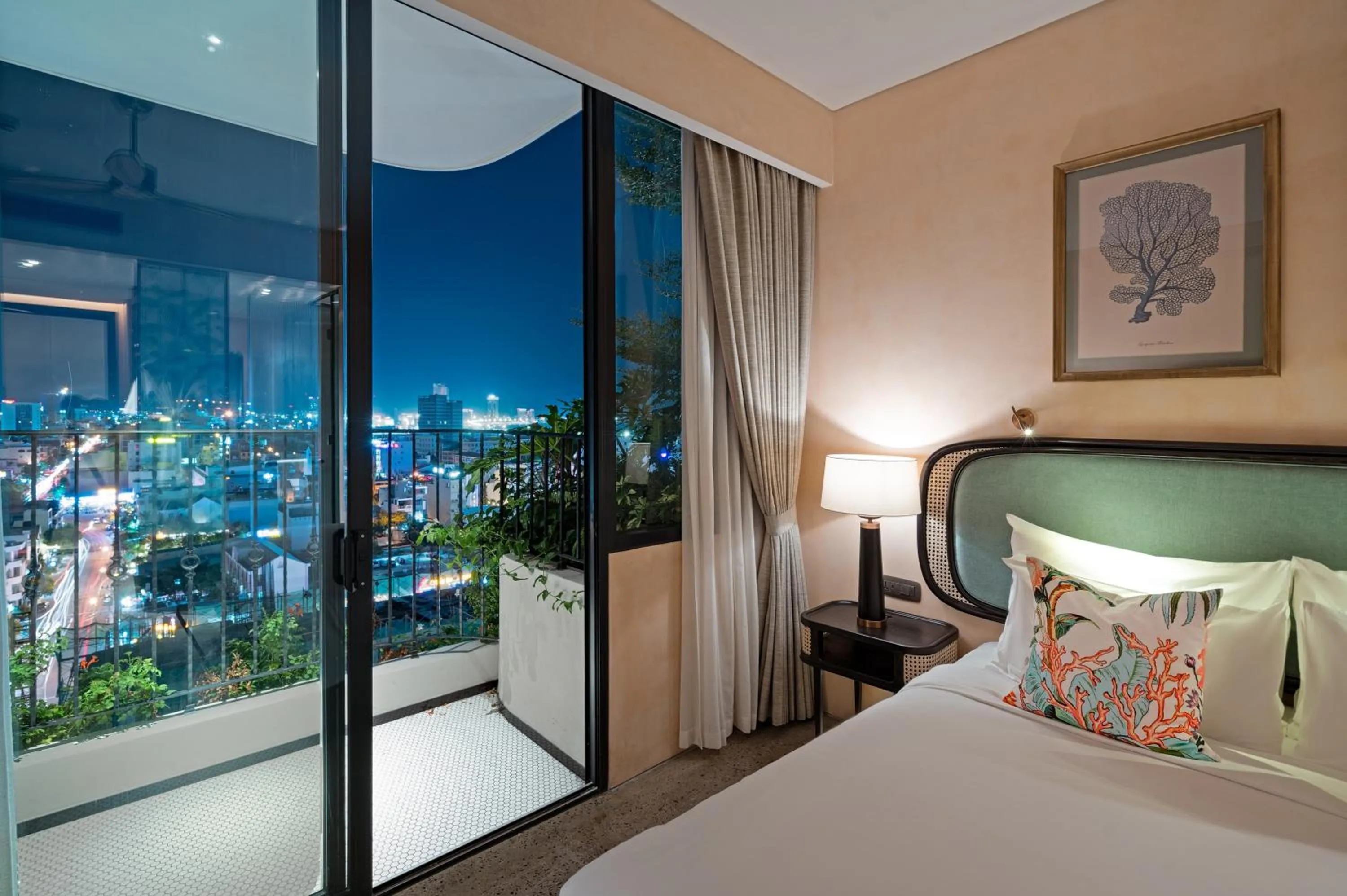 View (from property/room), Bed in L'amor Boutique Hotel Quy Nhơn