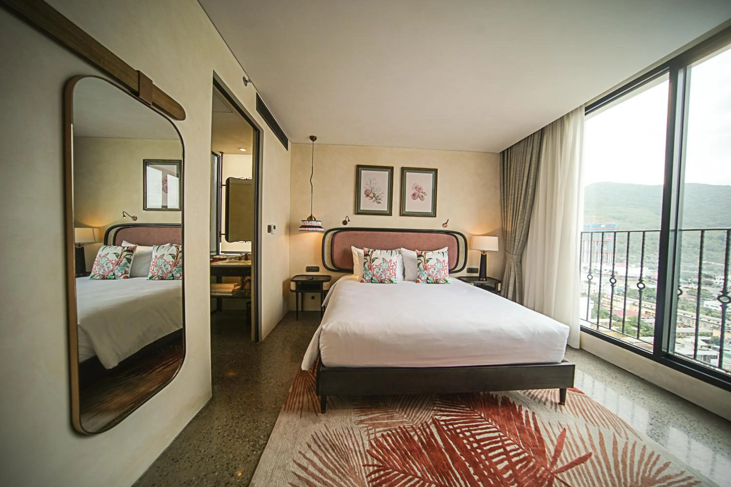 View (from property/room), Bed in L'amor Boutique Hotel Quy Nhơn