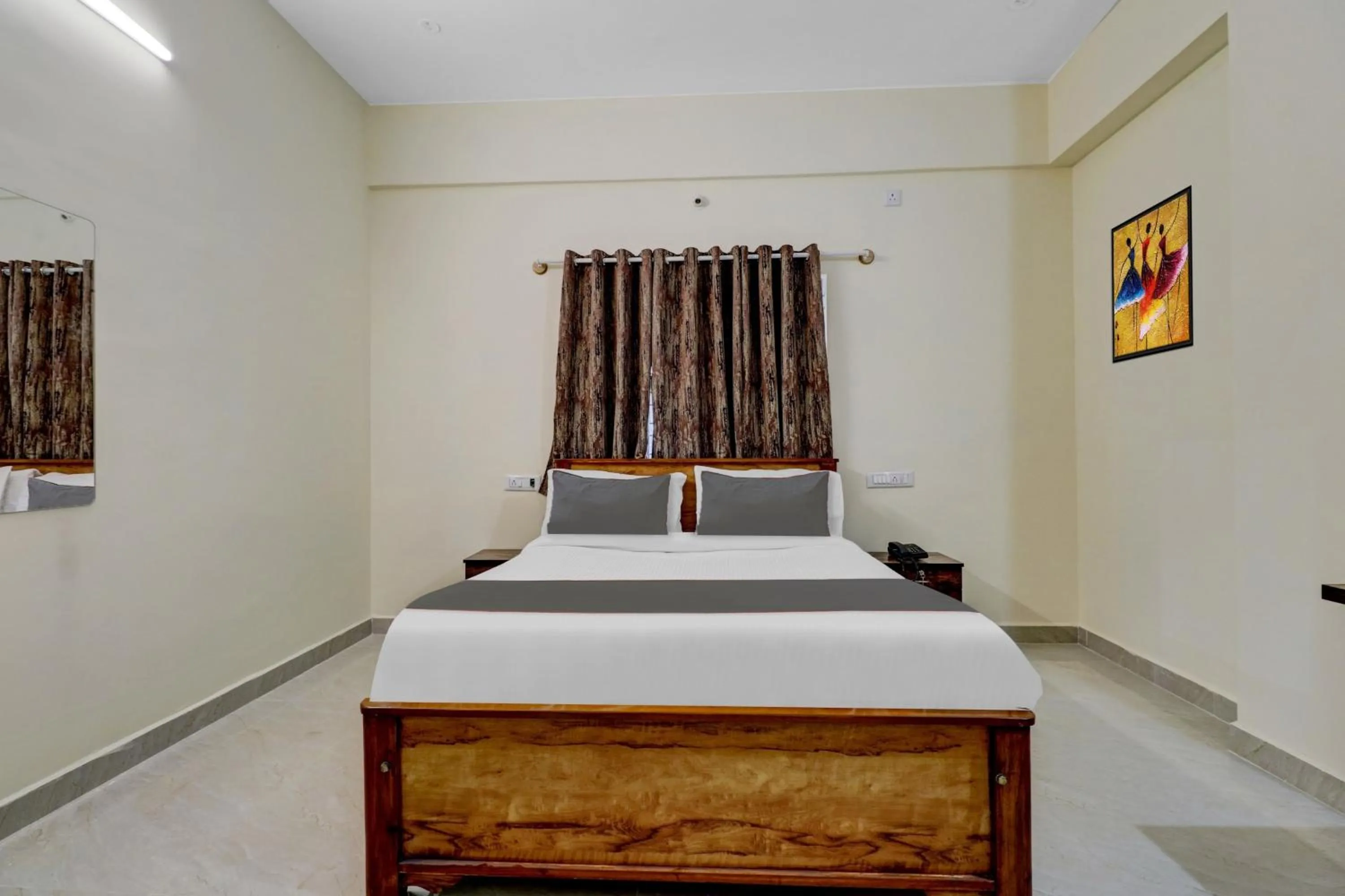 Bedroom, Bed in Hotel O Manyata Palace