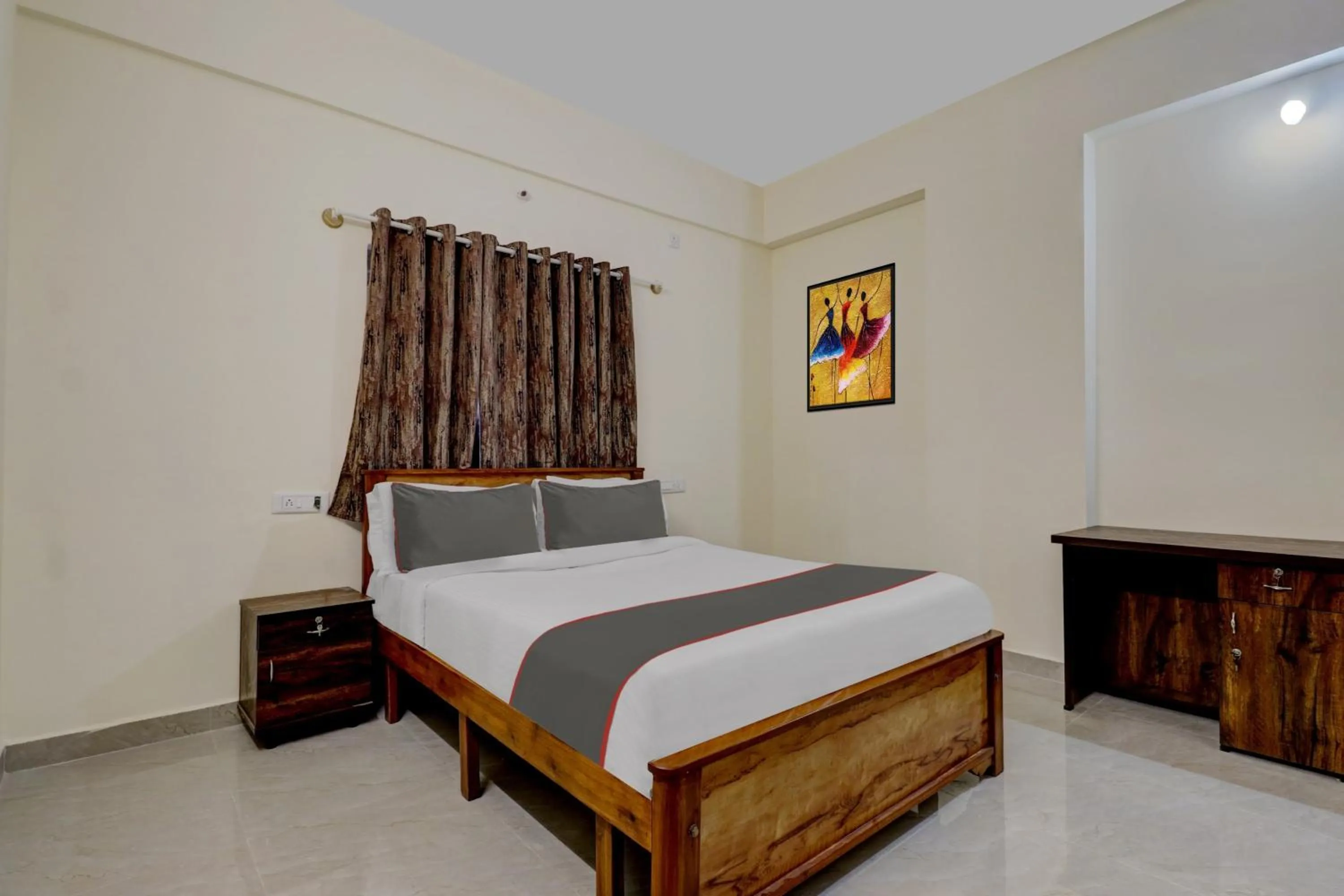 Bedroom, Bed in Hotel O Manyata Palace