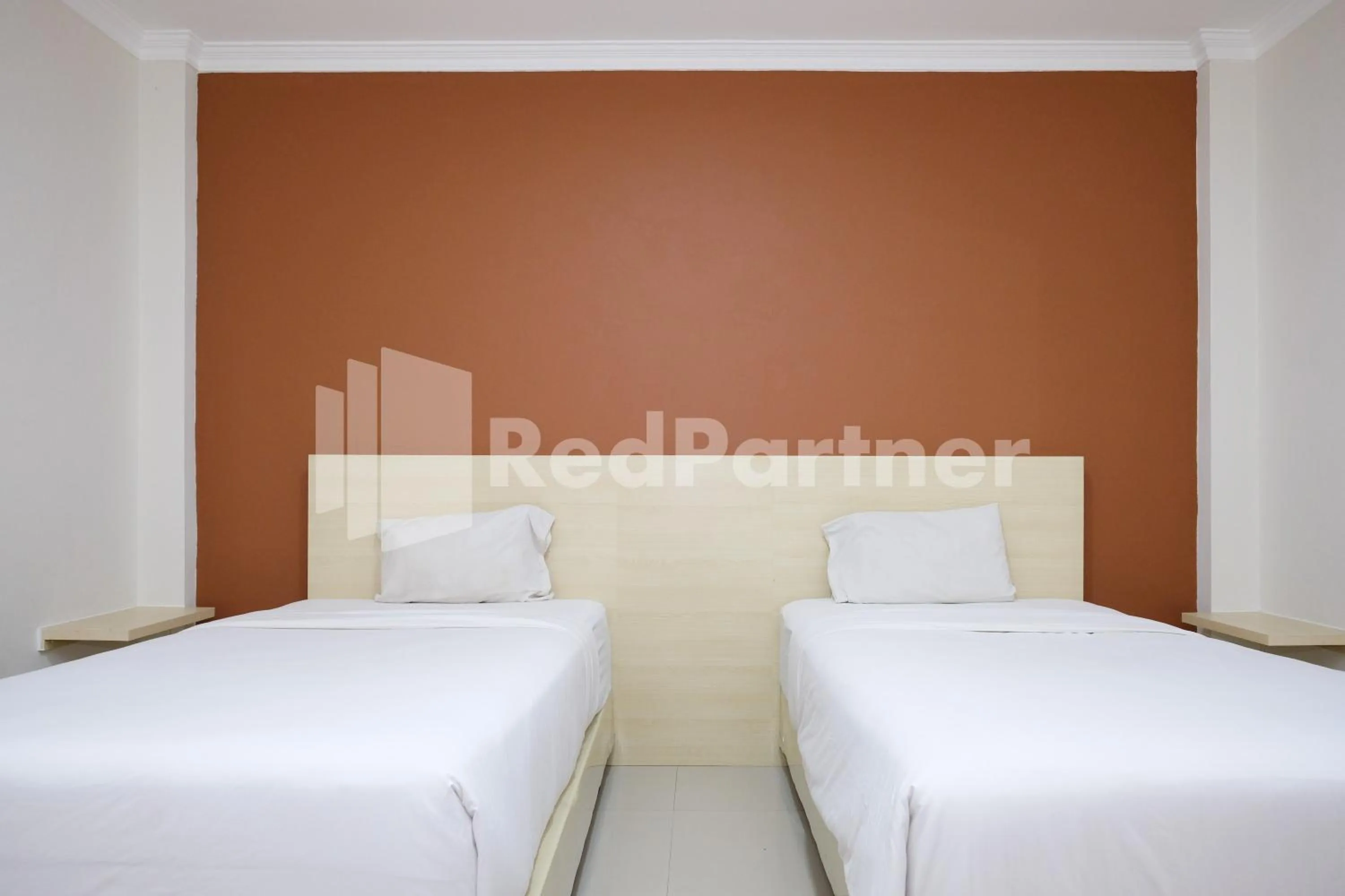 Bedroom, Bed in Hotel Andono near YIA Mitra RedDoorz