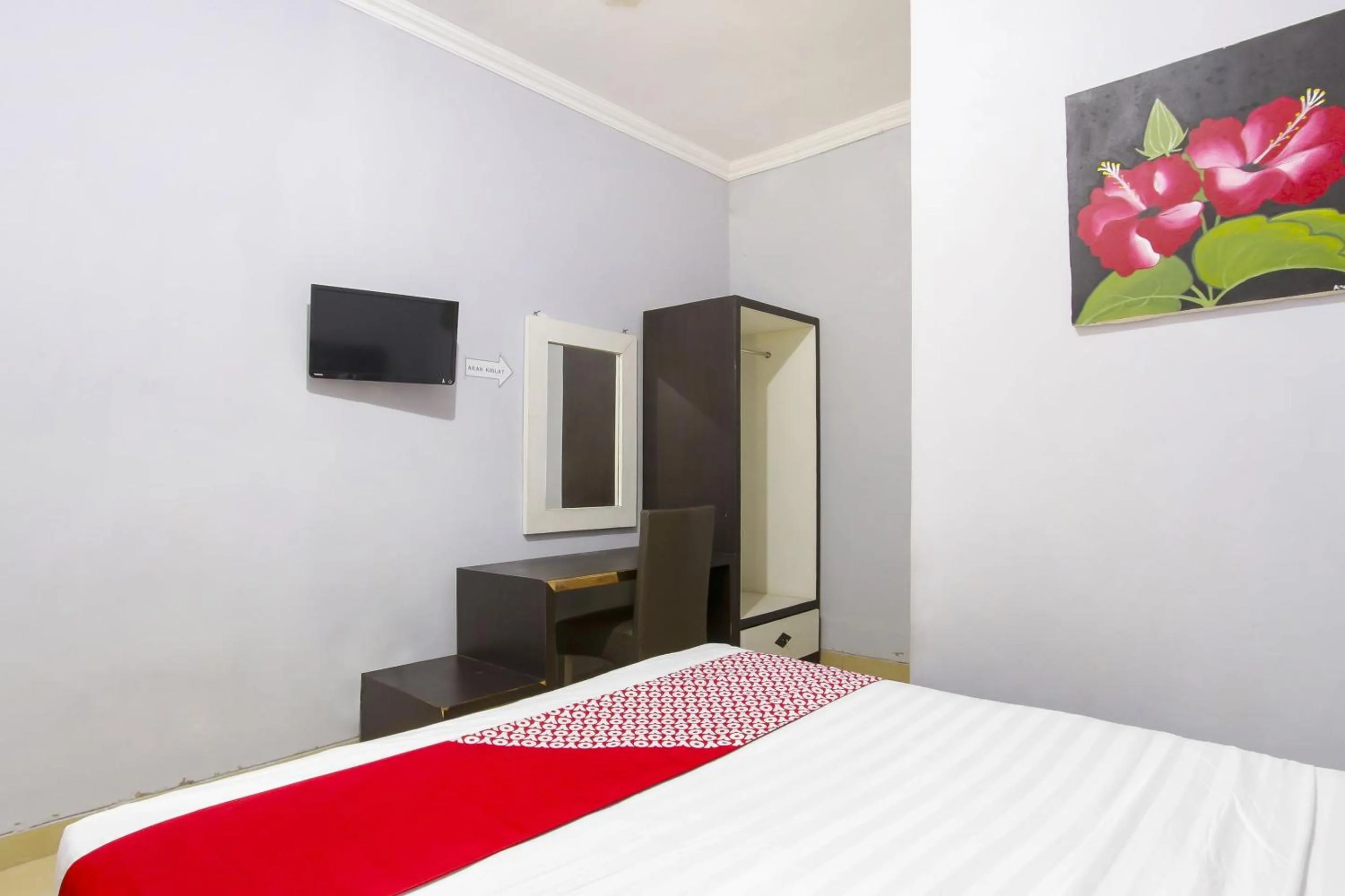 Bedroom, Bed in Hotel O Homestay Al Maidah