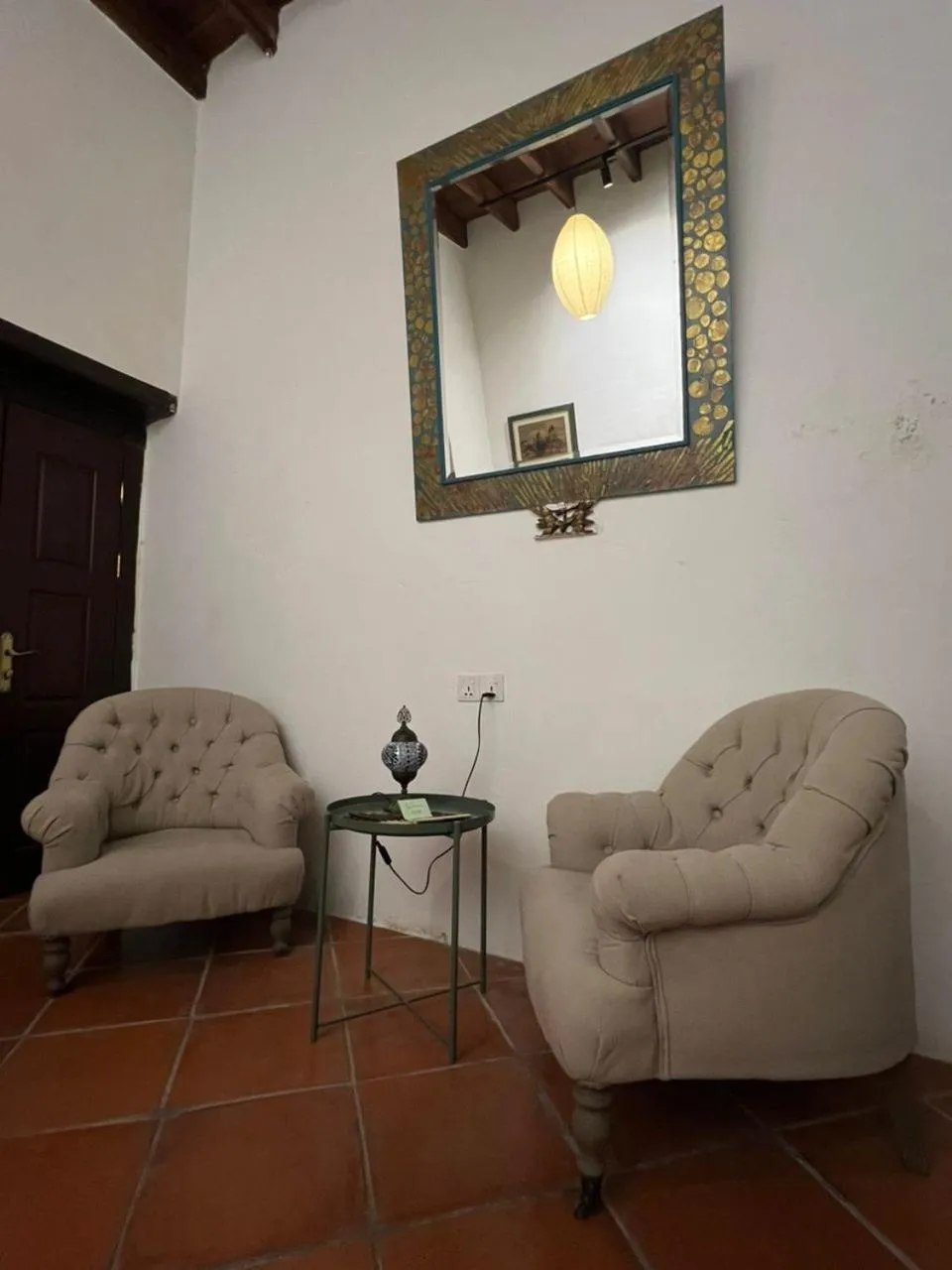 Seating area in East Indies Mansion