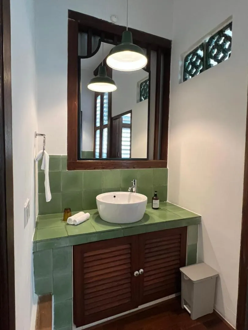 Bathroom in East Indies Mansion