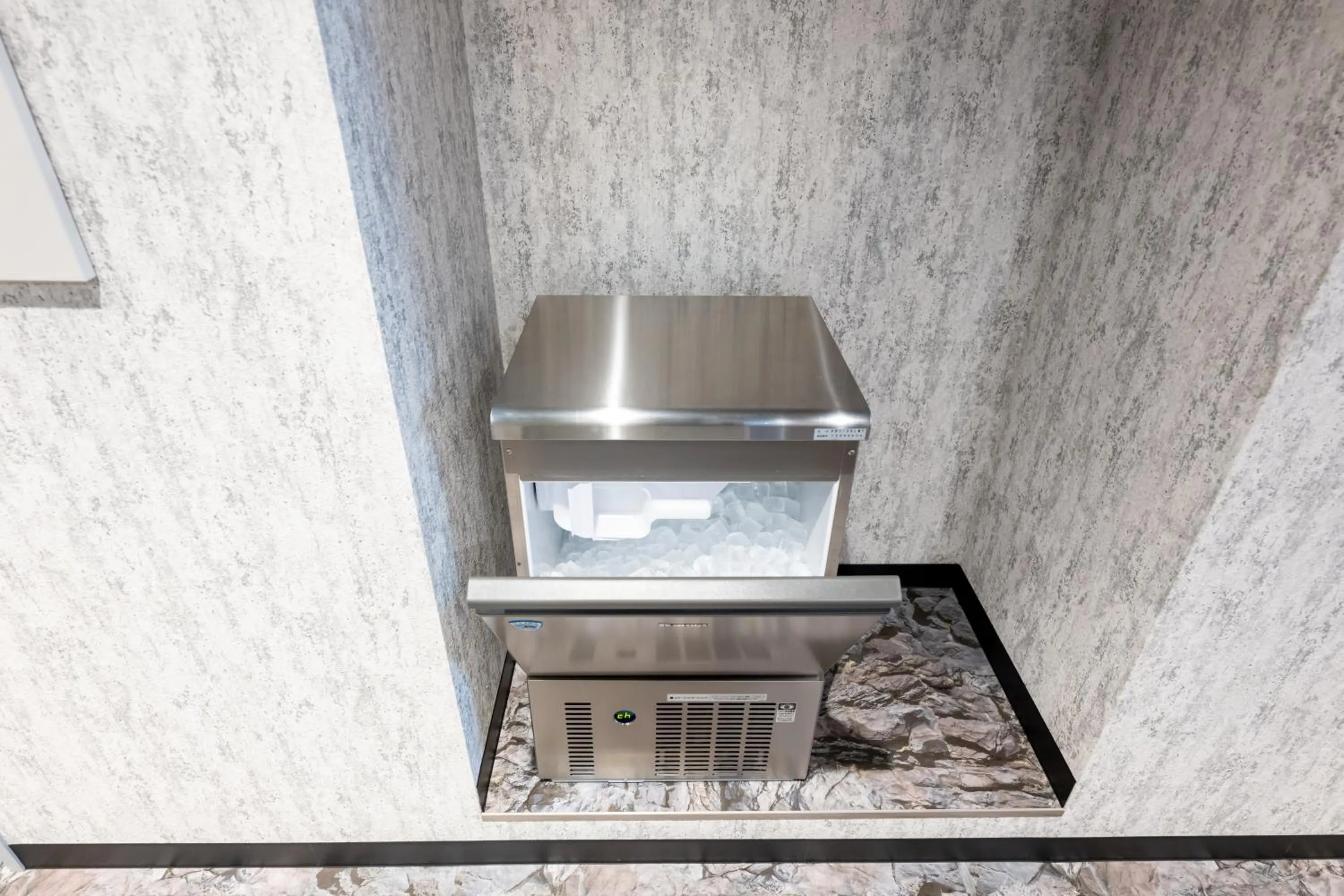 GRAND CAVE MOTOMACHI