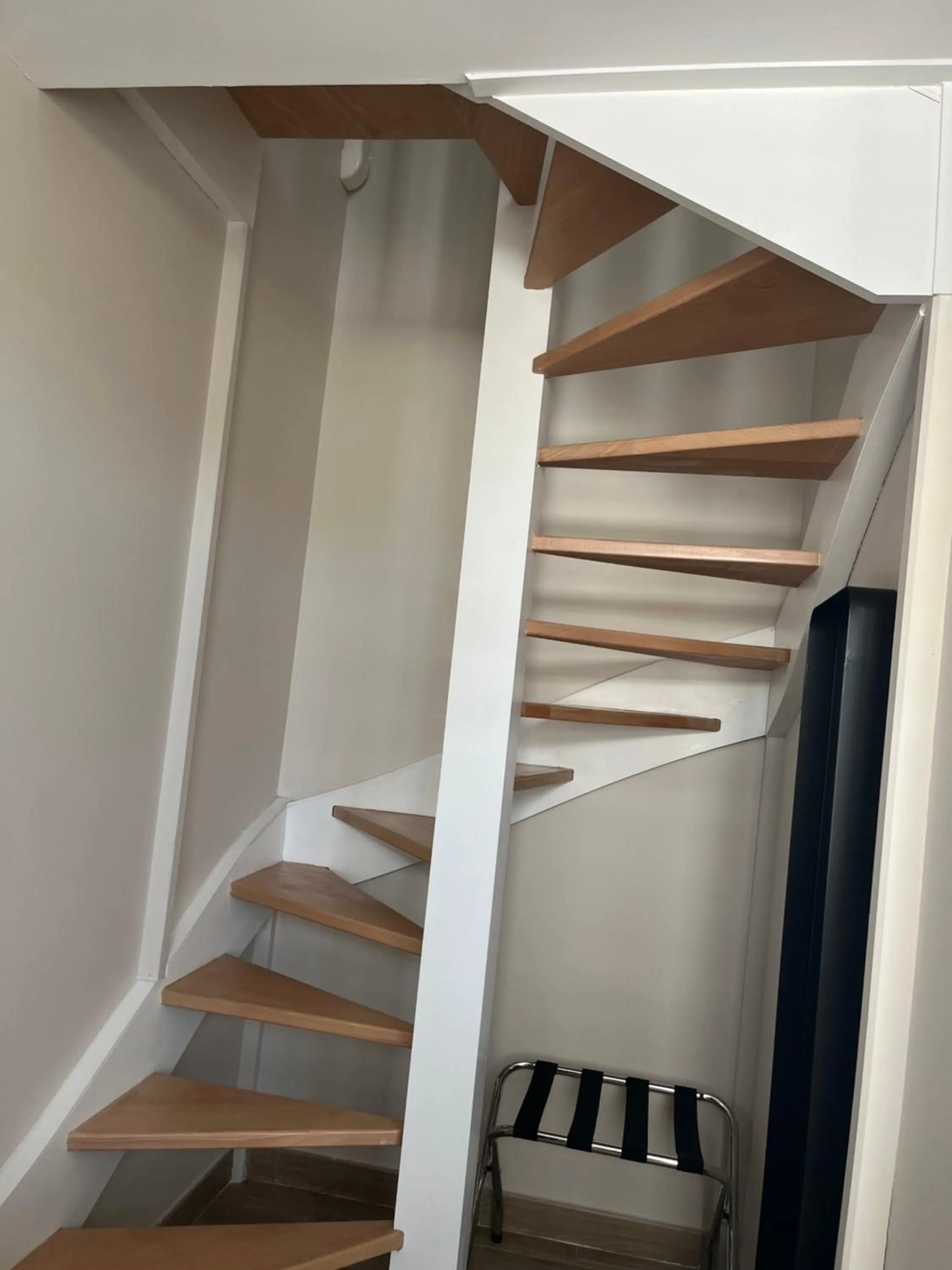 Hôtel Échappée en Baie - Parking privé gratuit dont forfaits bornes électriques réservable