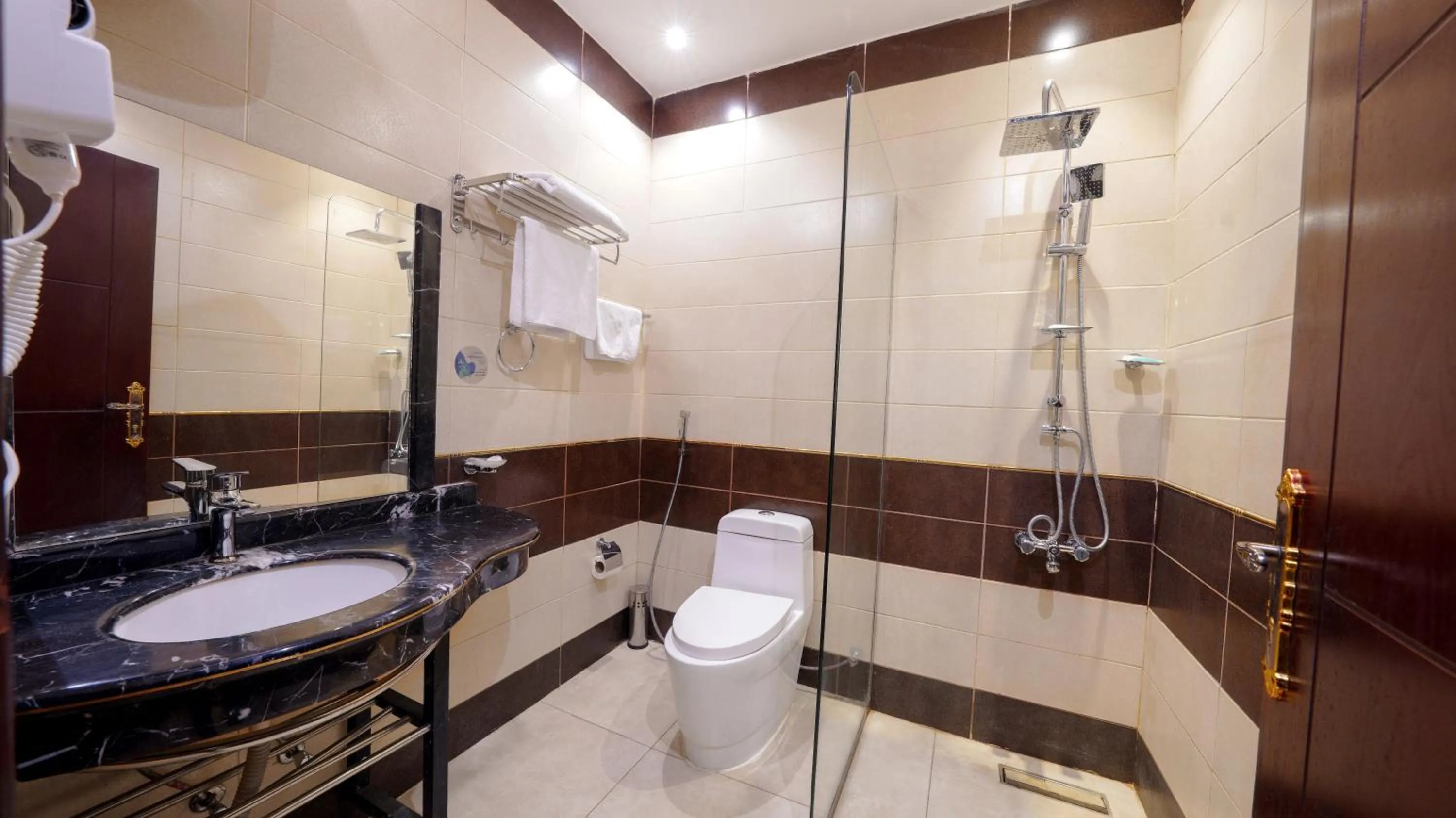 Shower in Al Masem Serviced Apartments - Gharnata - Exit 9