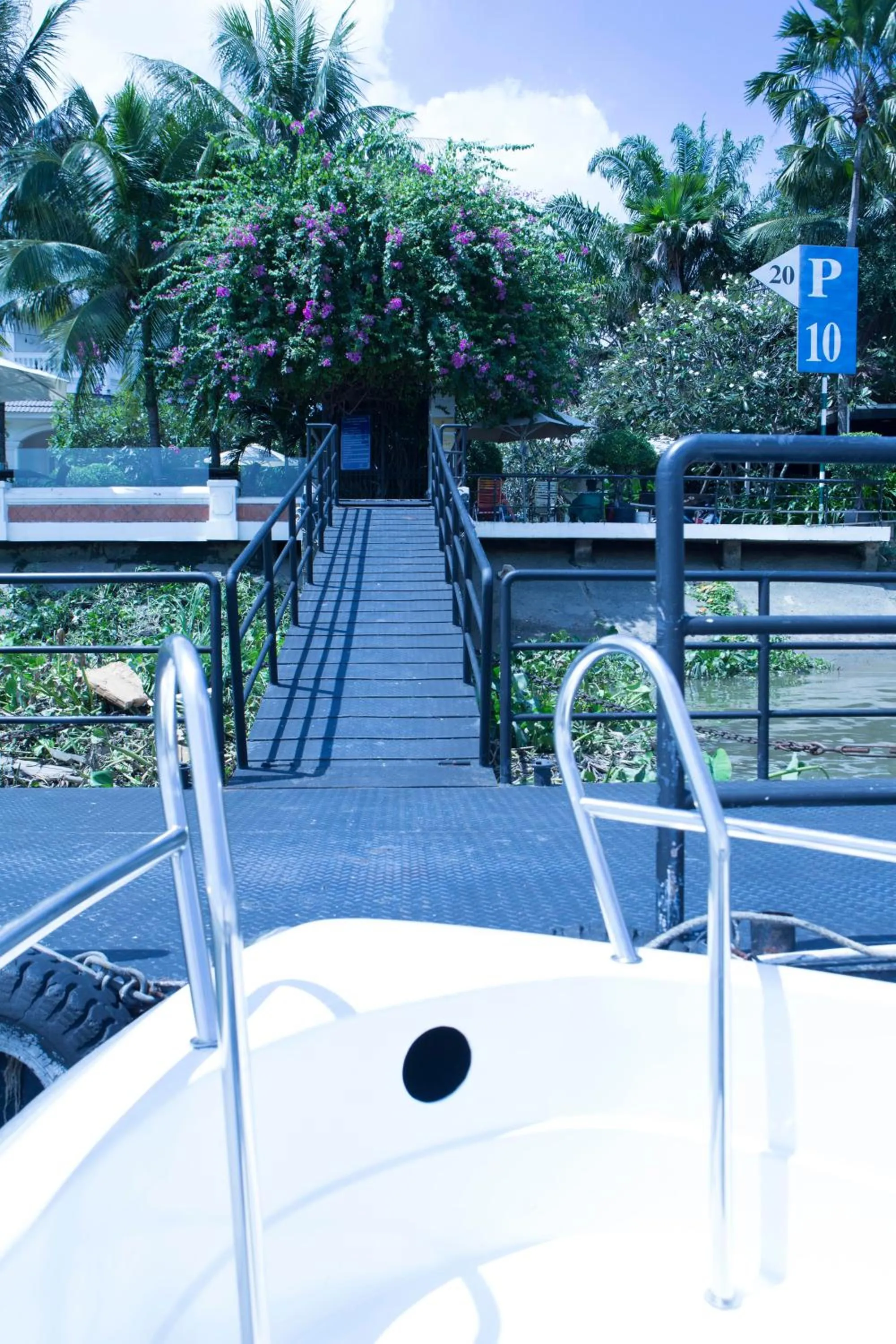 Property building in Villa Song Saigon