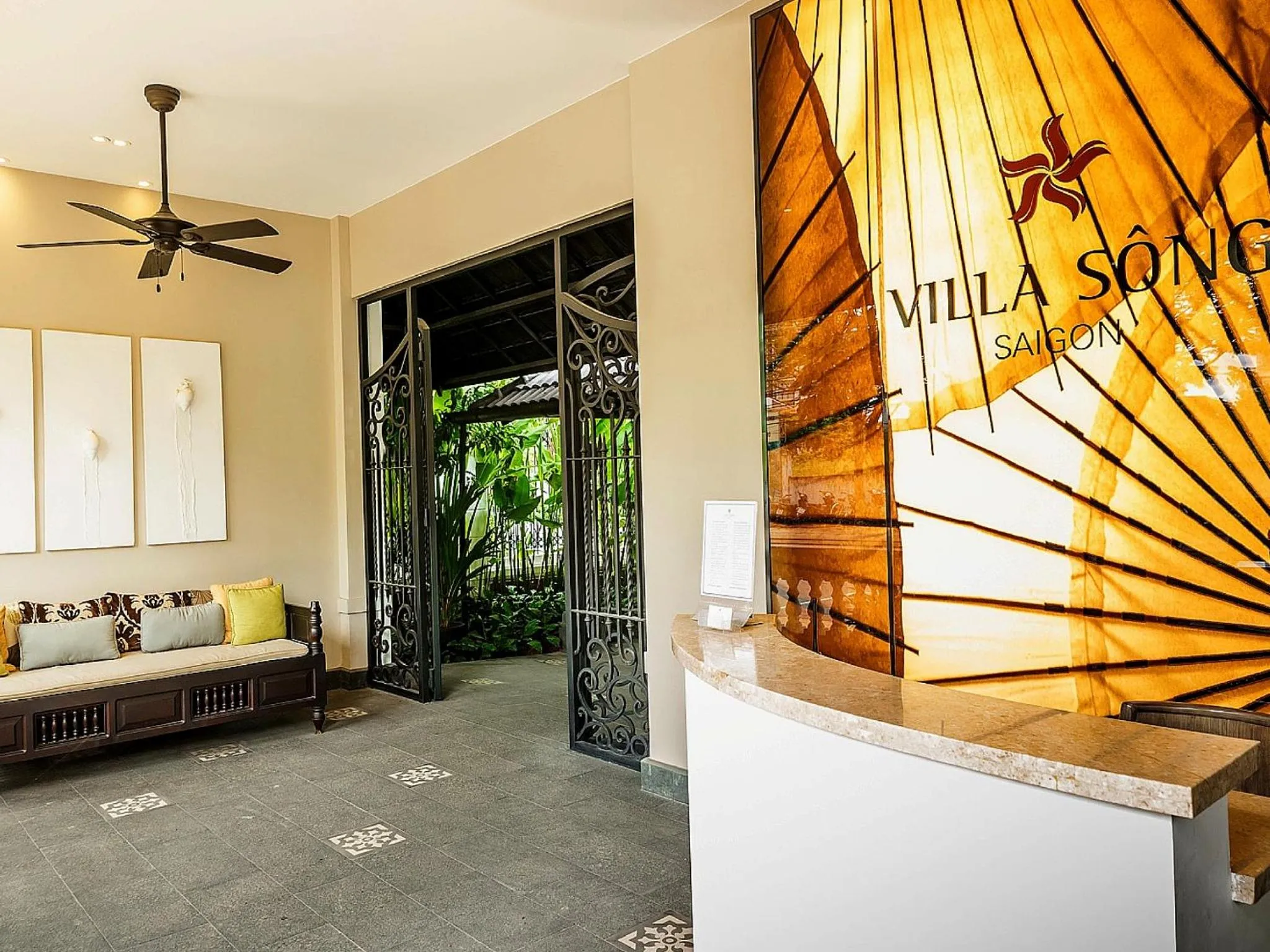 Facade/entrance in Villa Song Saigon