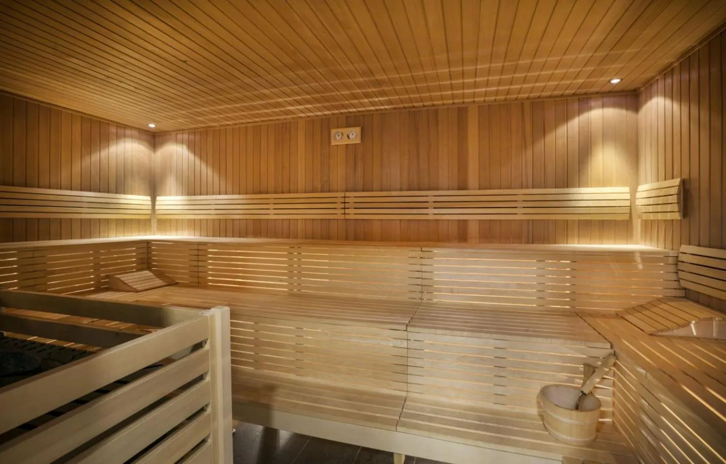 Spa and wellness centre/facilities in JUFA Hotel Neutal