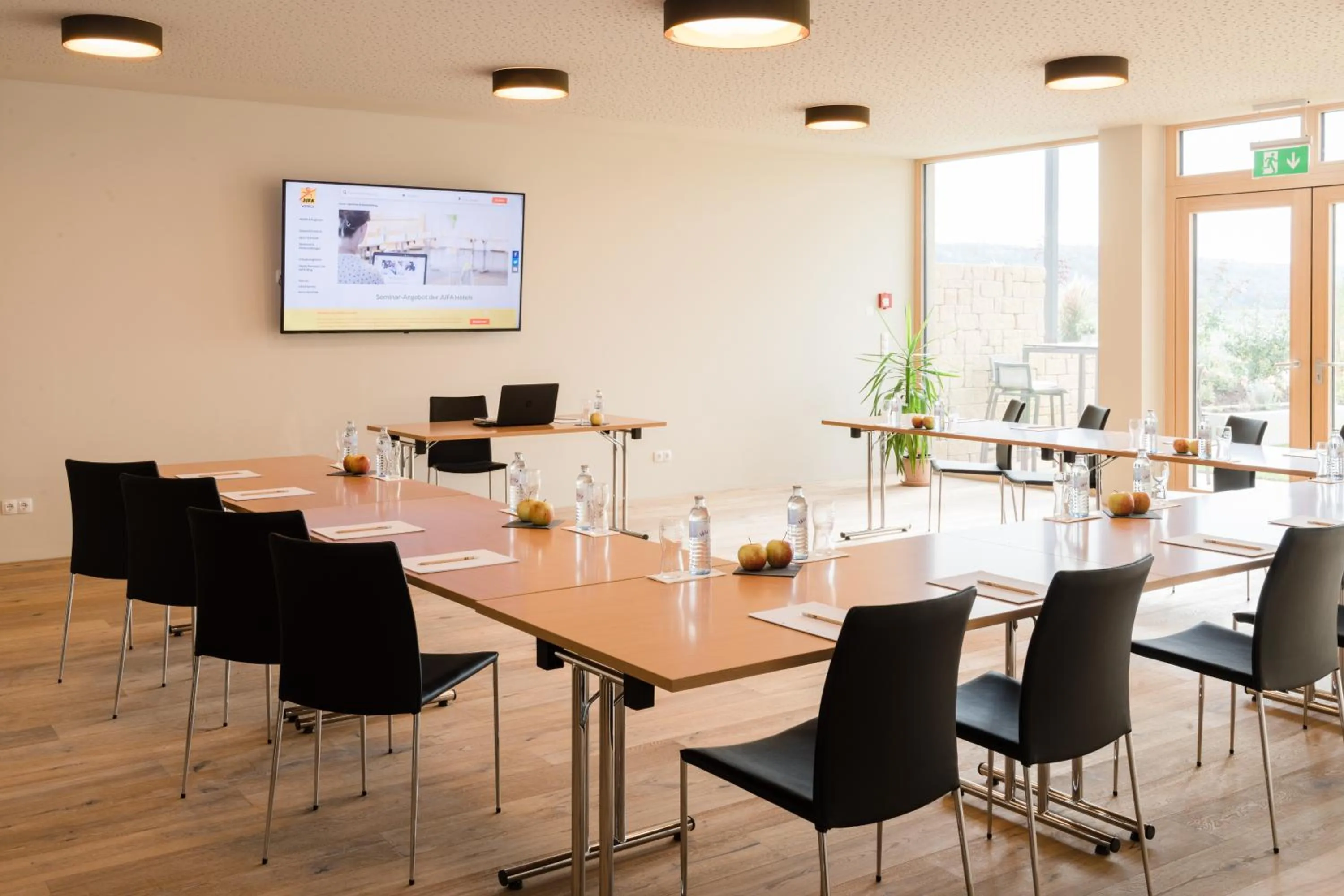 Meeting/conference room in JUFA Hotel Neutal
