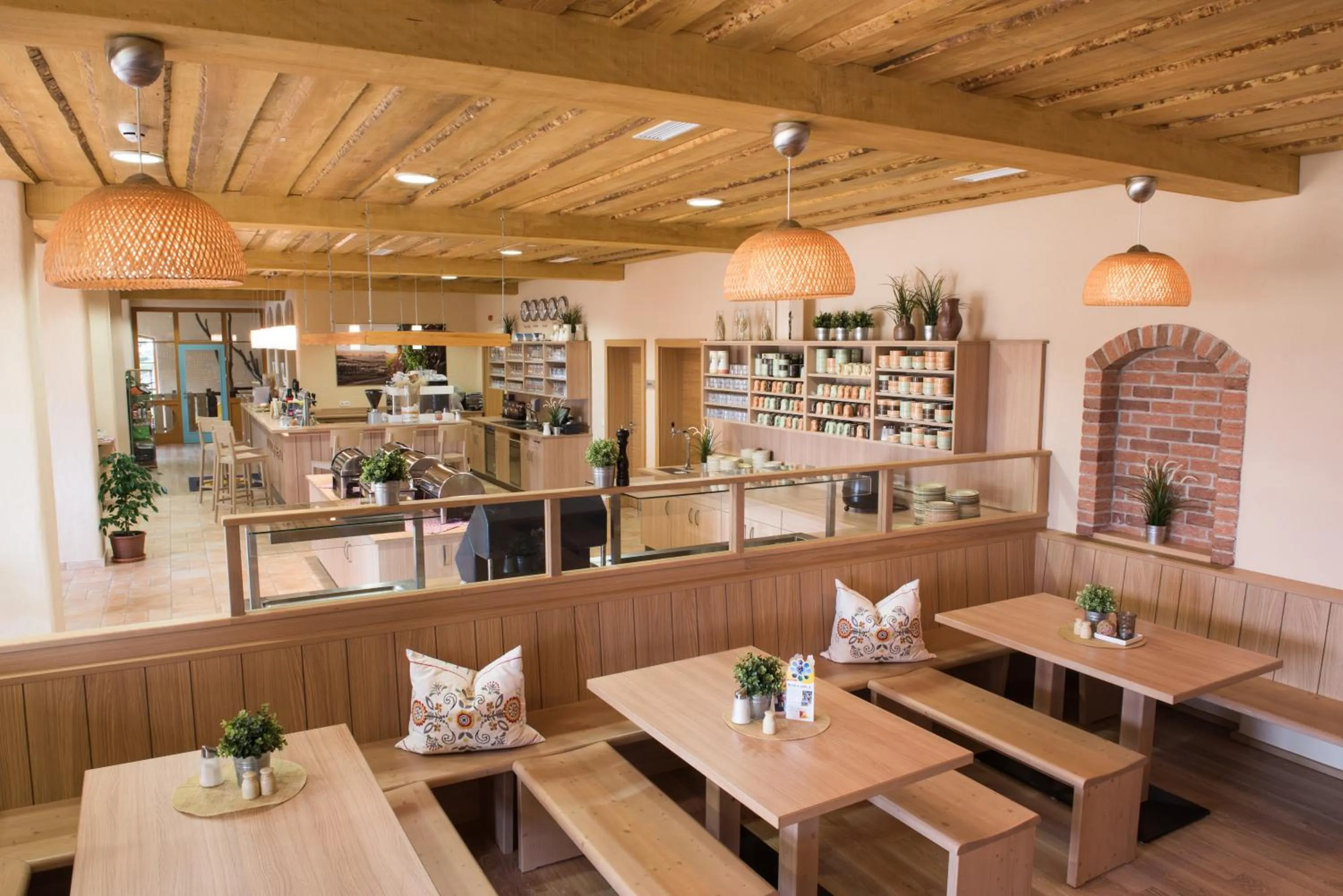 Restaurant/places to eat in JUFA Hotel Neutal