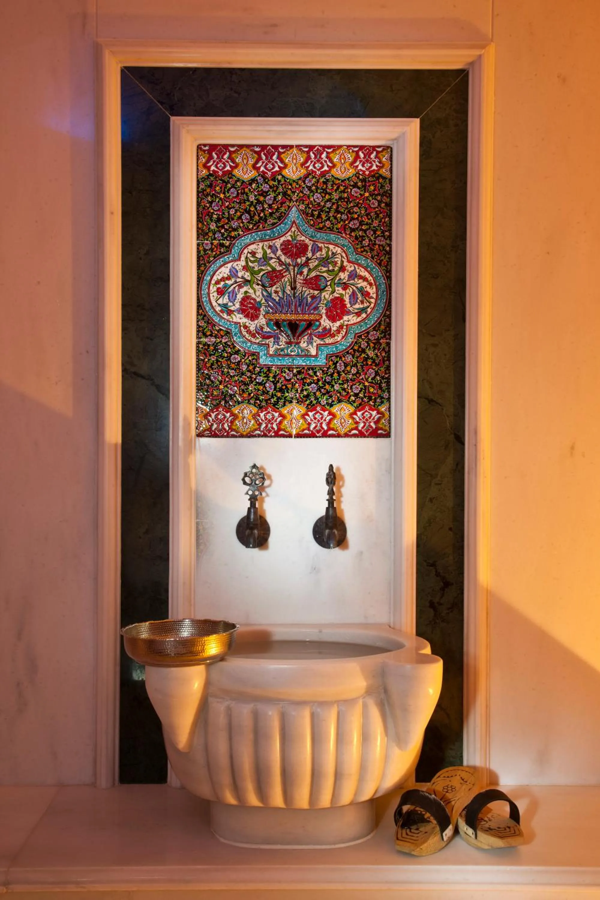 Spa and wellness centre/facilities in GLK PREMIER Acropol Suites & Spa