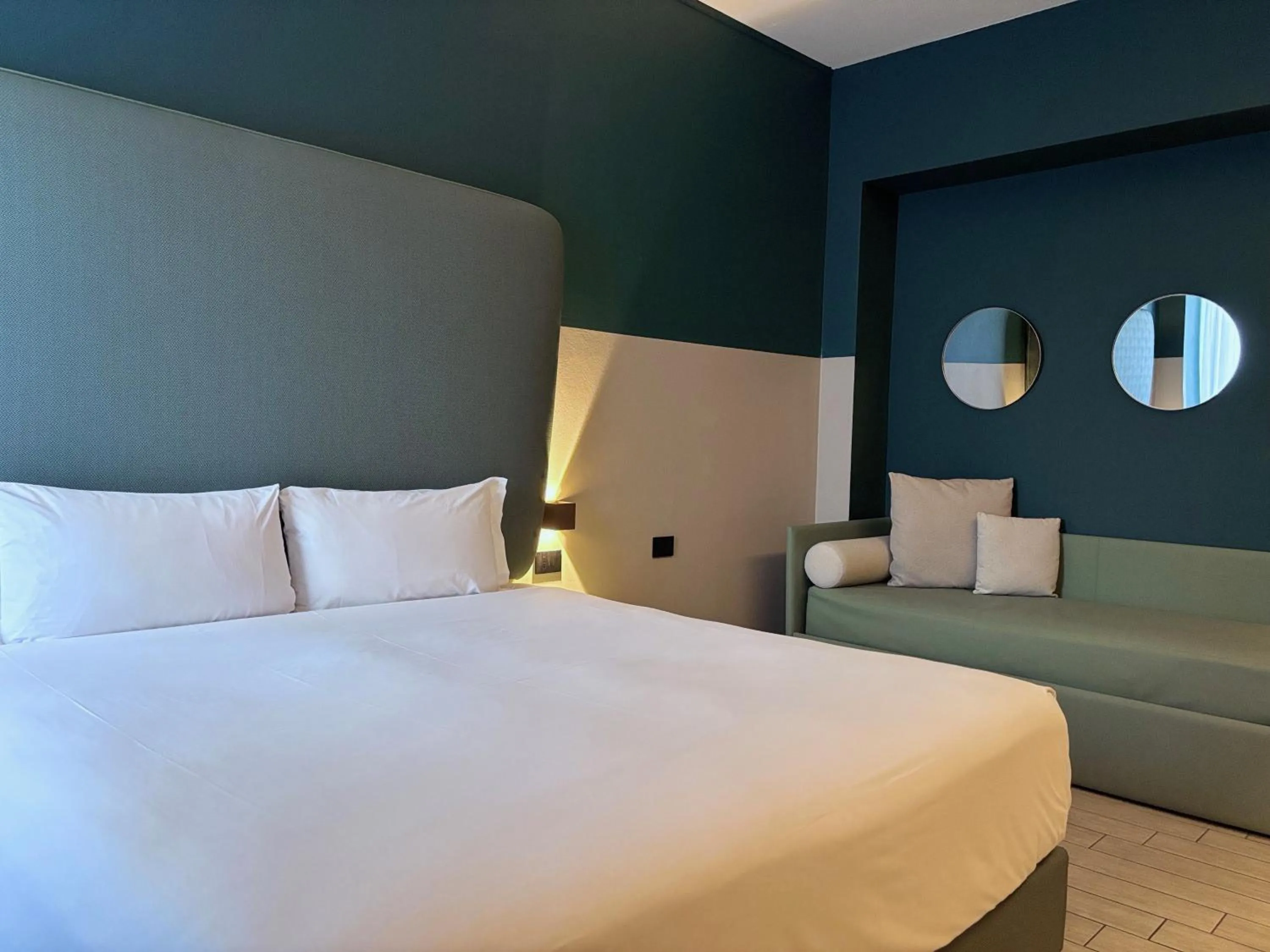 Bed in AV Hotel Milano