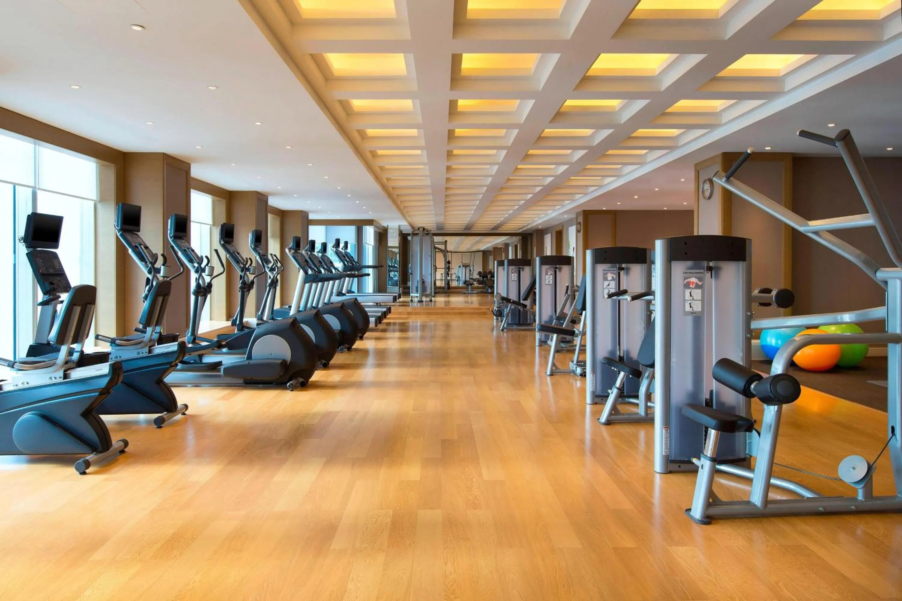 Fitness centre/facilities in The Westin Qingdao