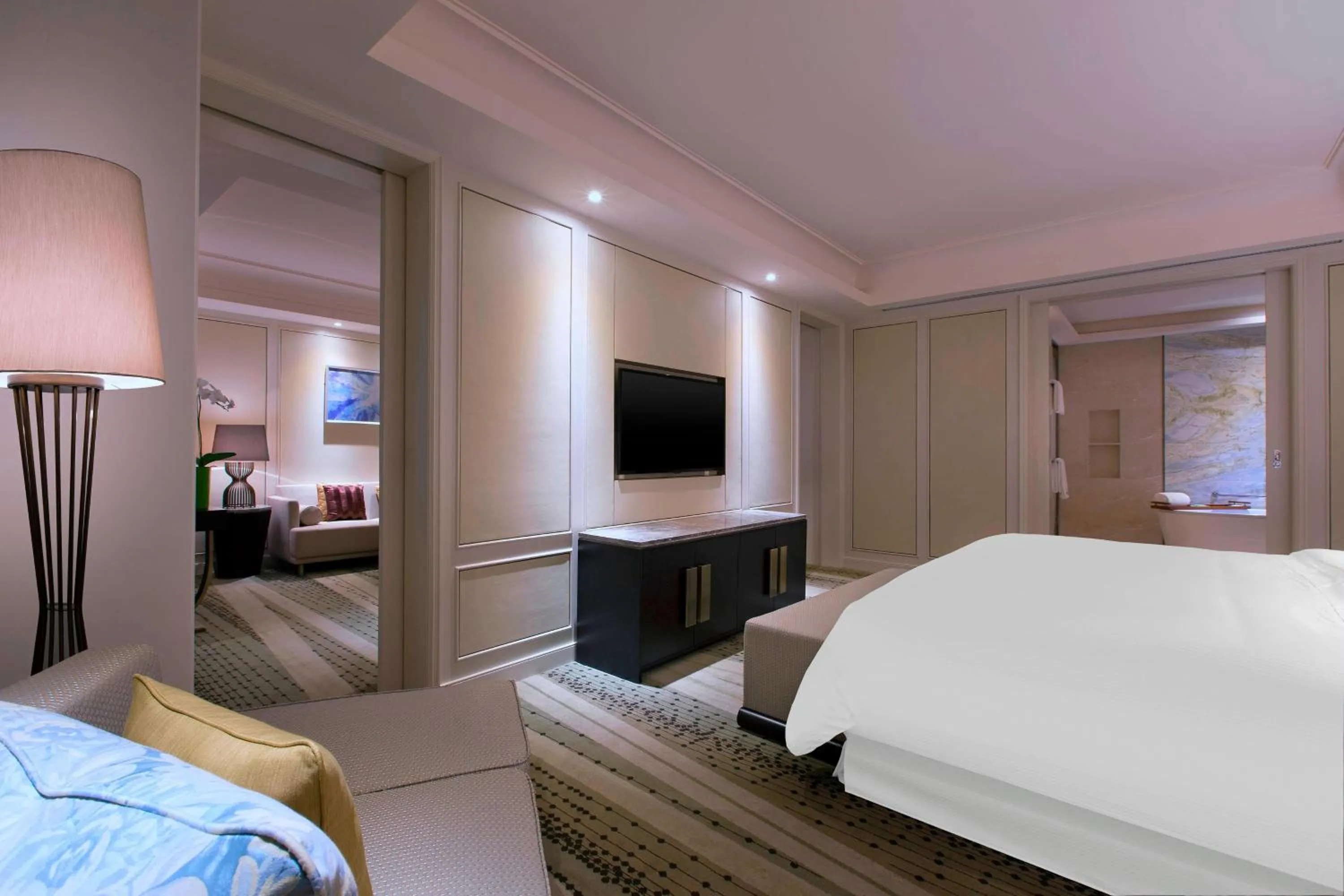 Bedroom, Bed in The Westin Qingdao