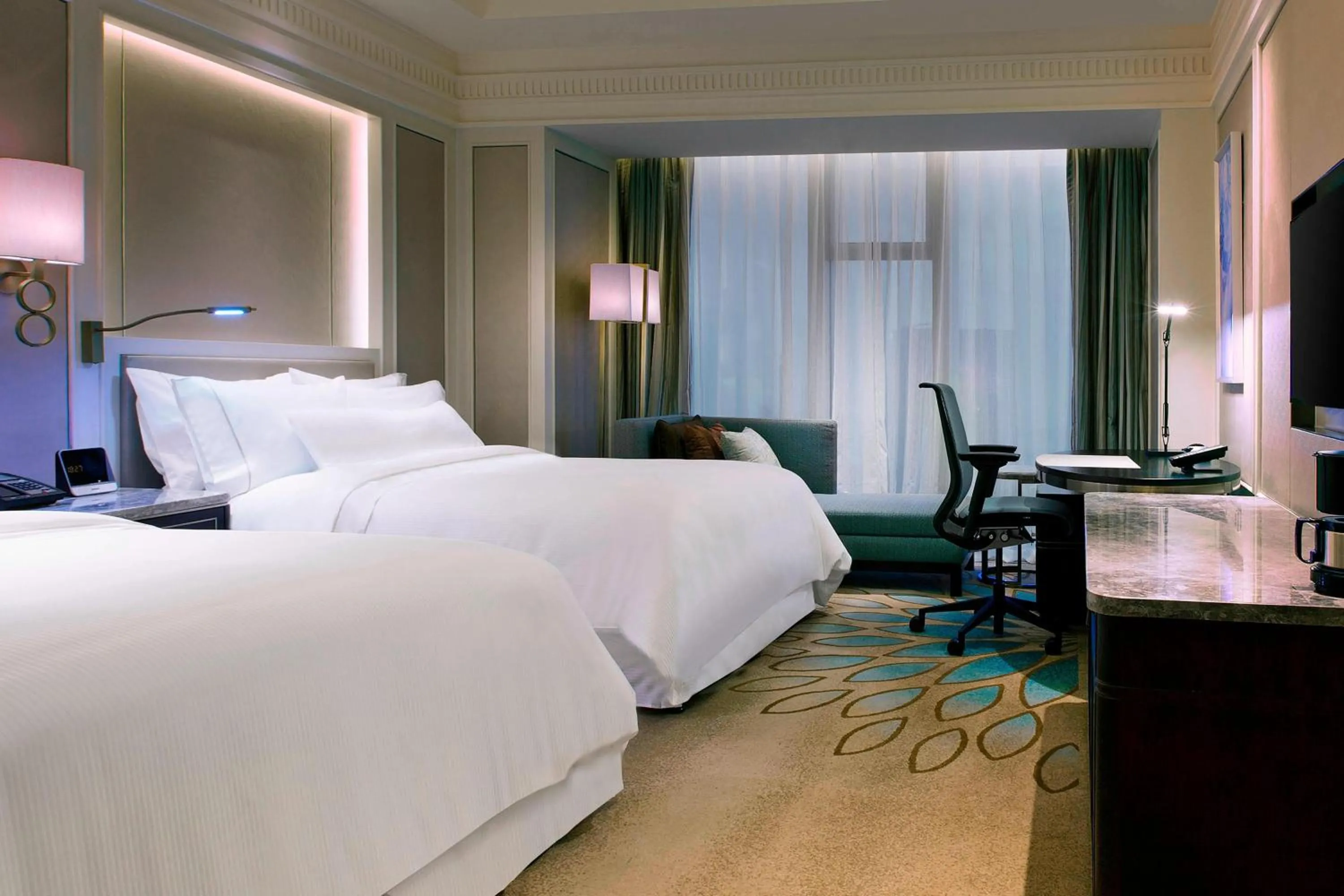 Photo of the whole room, Bed in The Westin Qingdao