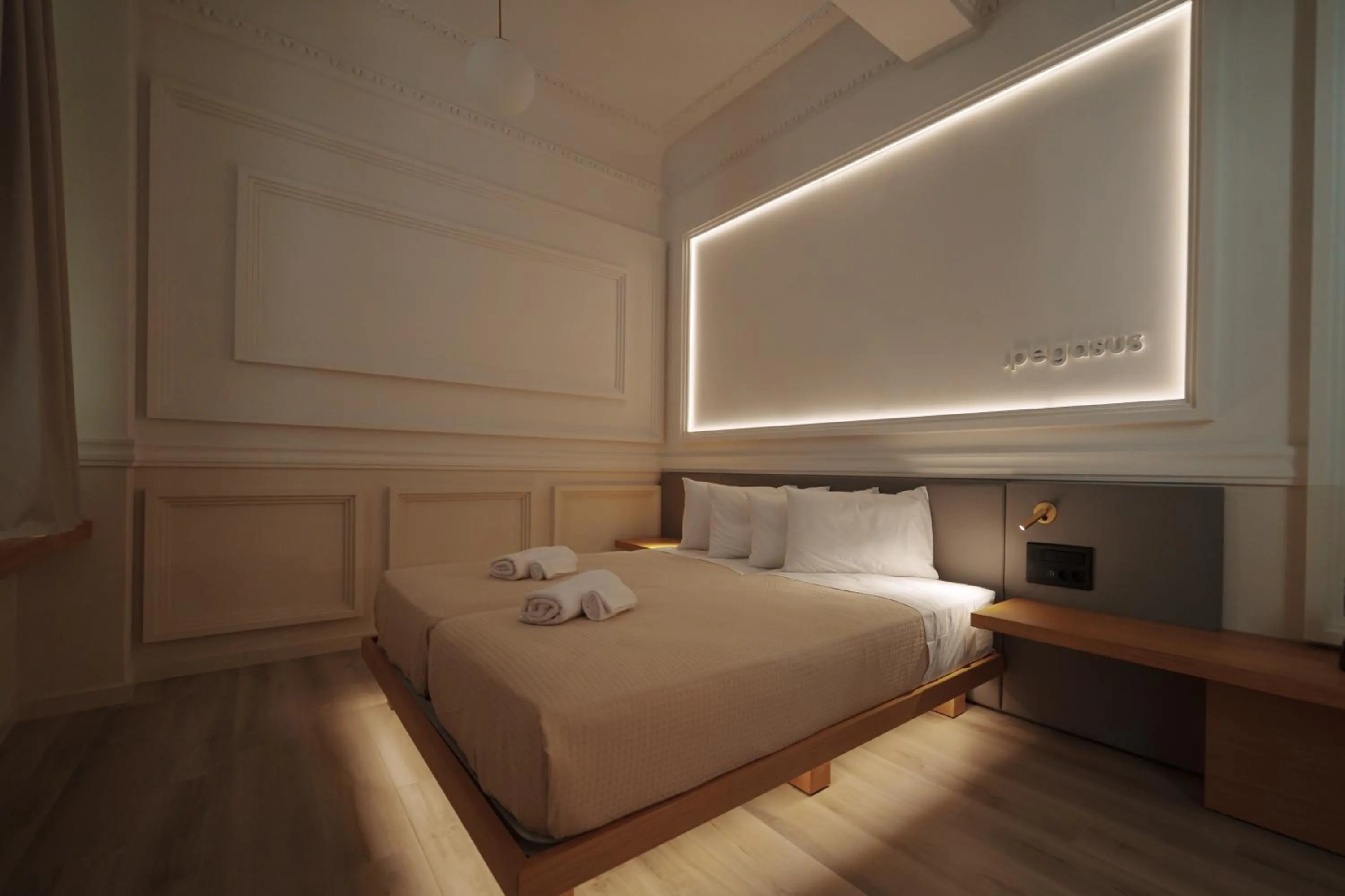 Photo of the whole room, Bed in Agora Athens Suites