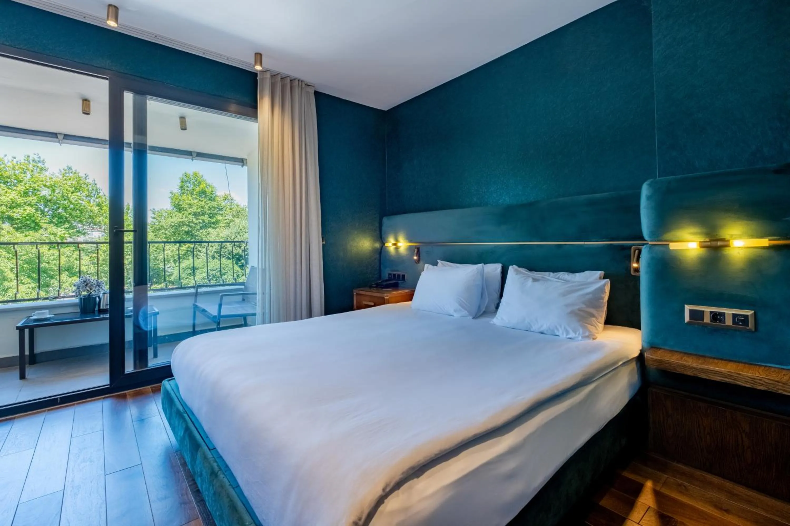 View (from property/room), Bed in Armagrandi Spina Hotel-Special Category