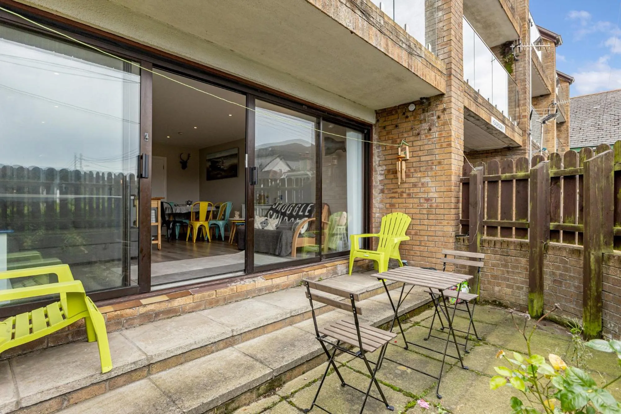 Patio in Central Apartment 3B