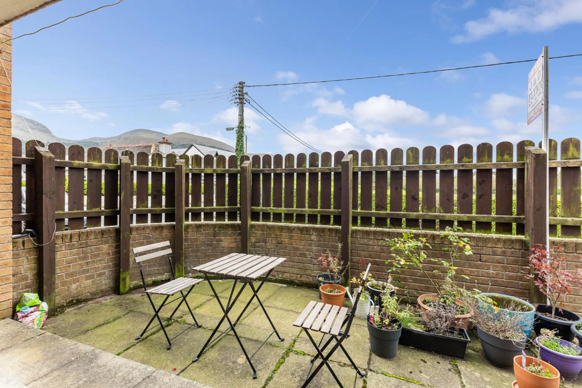 Patio in Central Apartment 3B