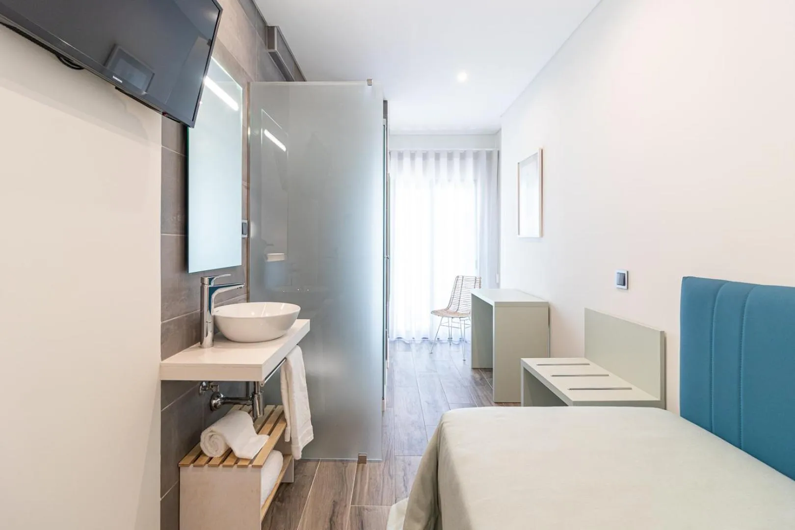 Bedroom, Bed in Avenue 41 Guest House