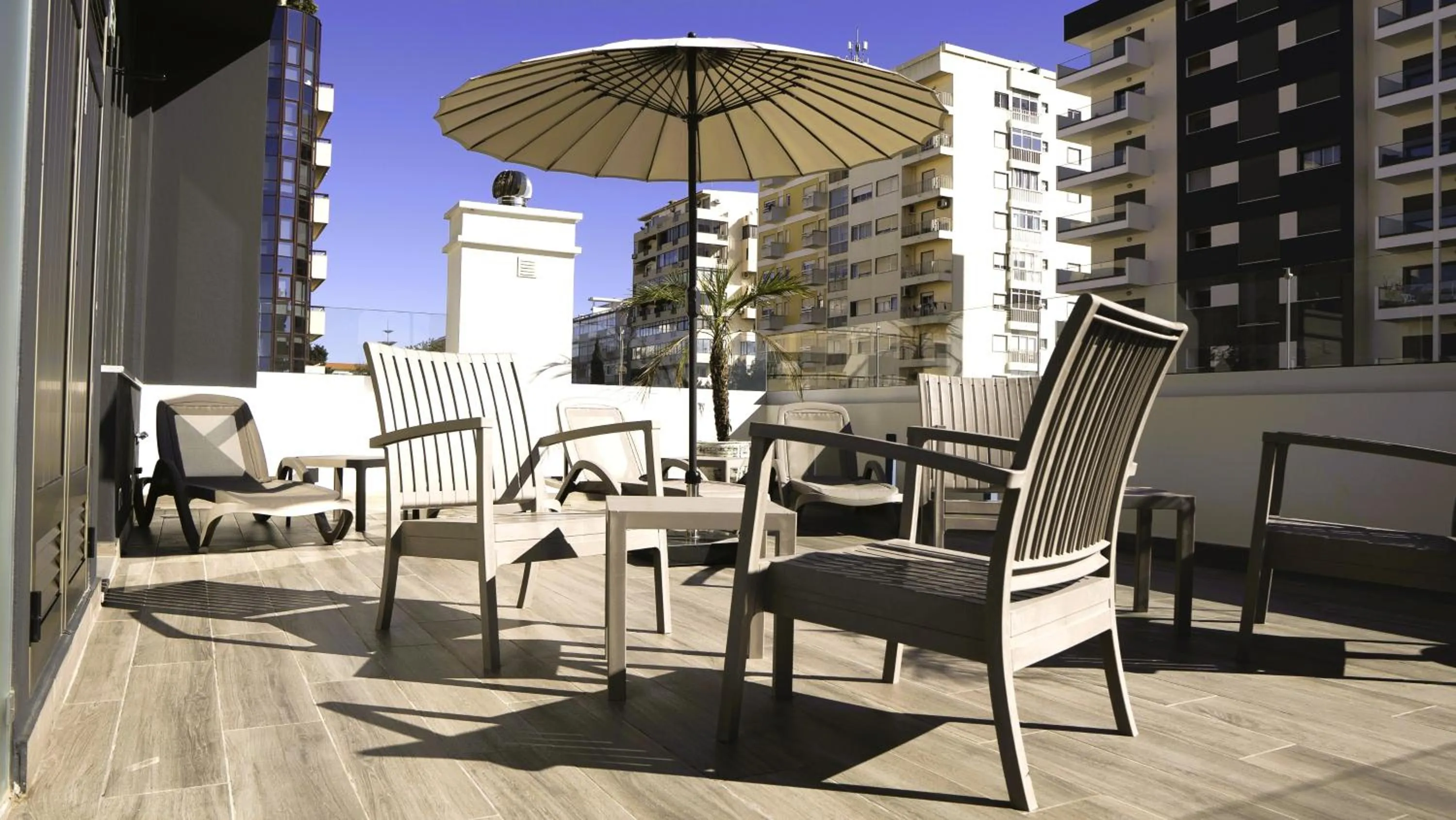 Balcony/Terrace in Avenue 41 Guest House