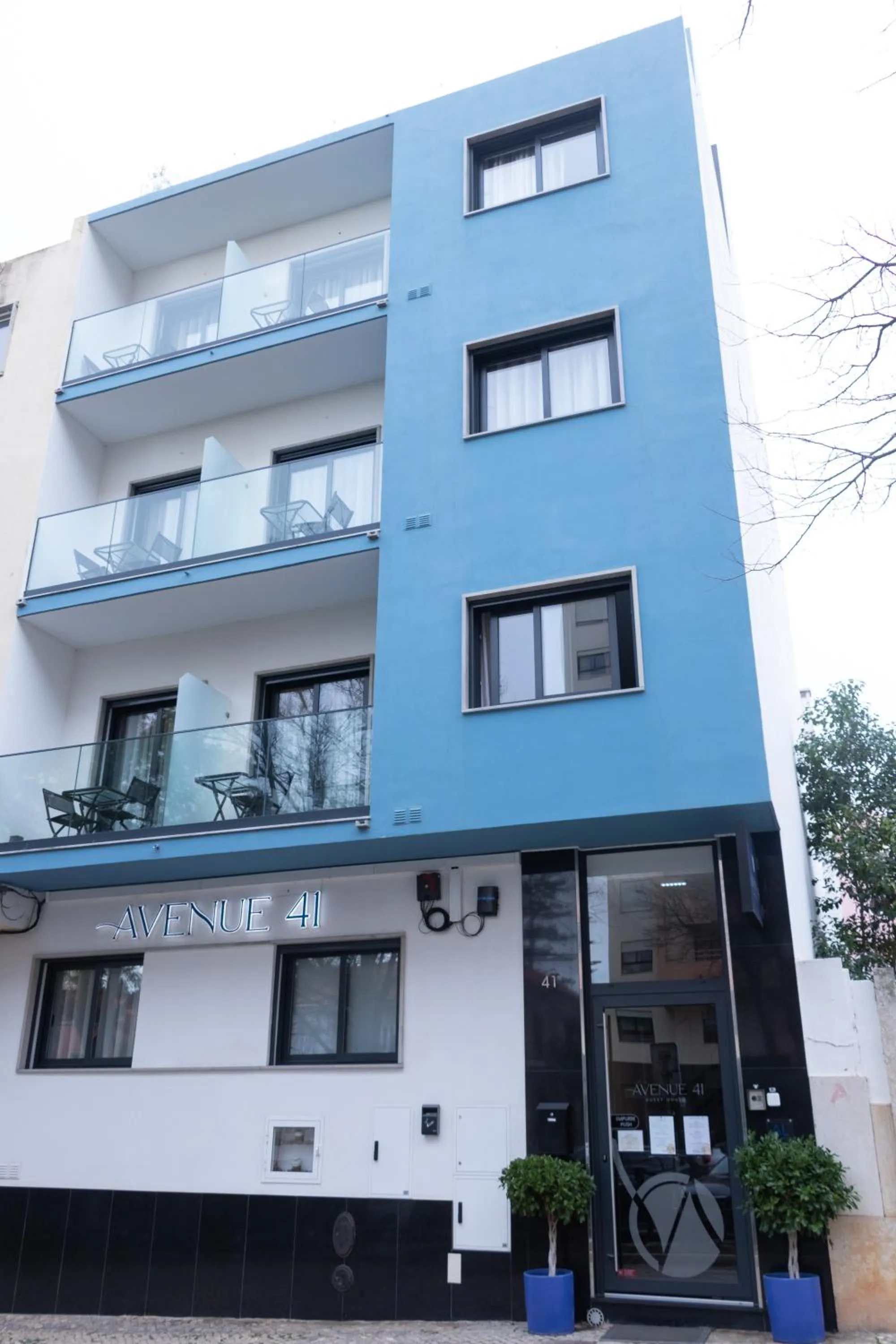 Property building in Avenue 41 Guest House