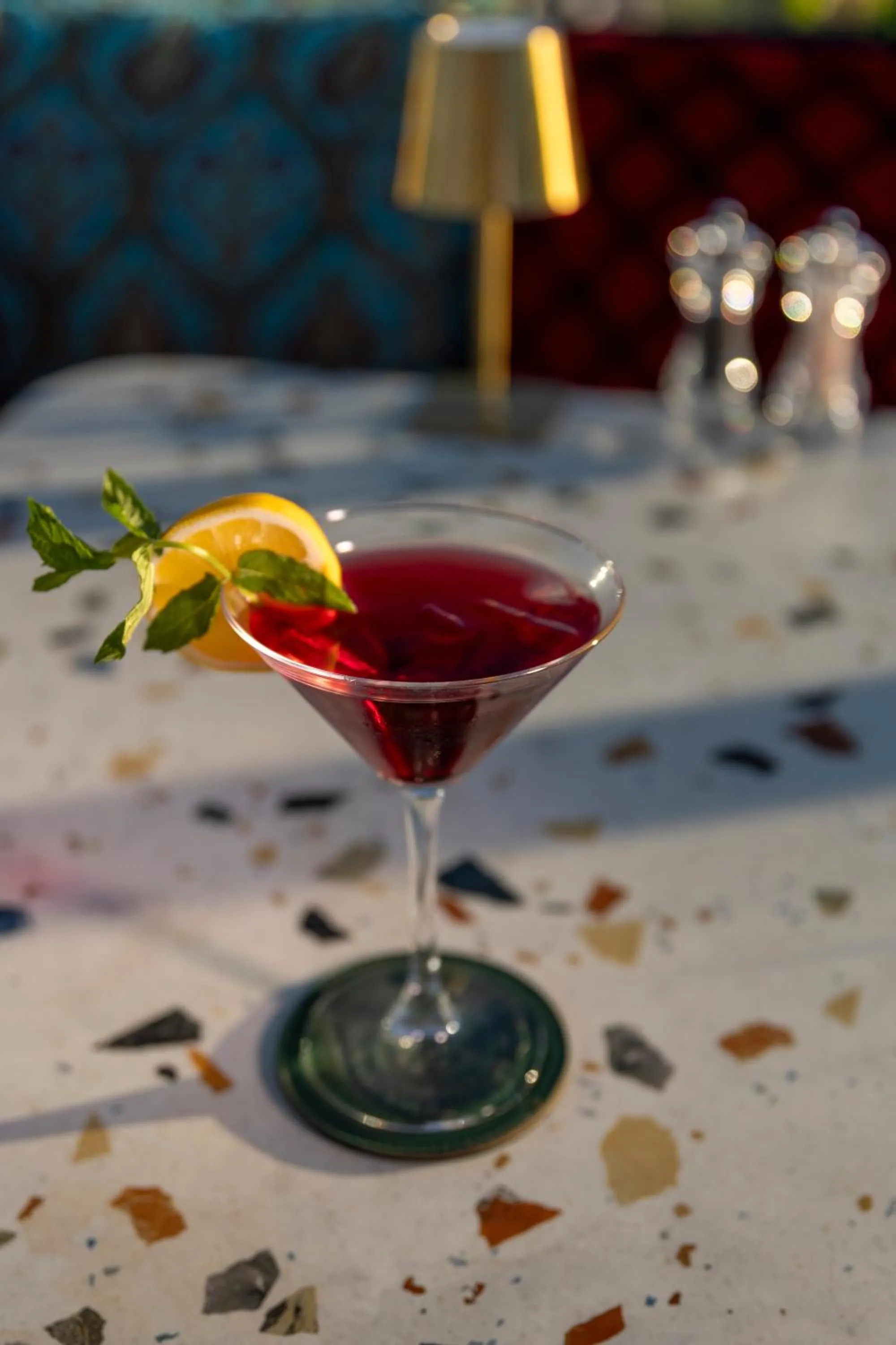 Restaurant/places to eat in Olimpic Hotel