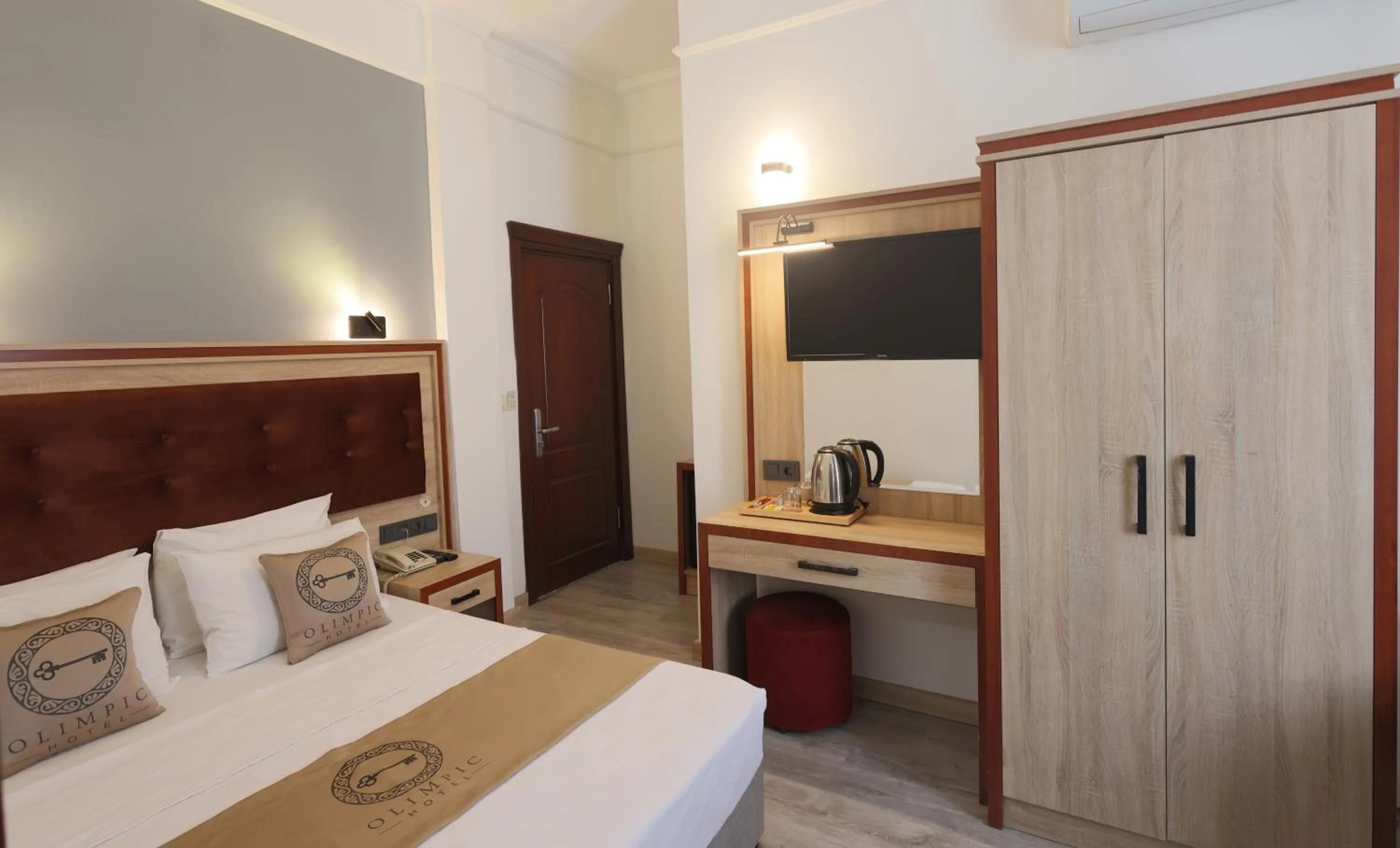 Bed in Olimpic Hotel