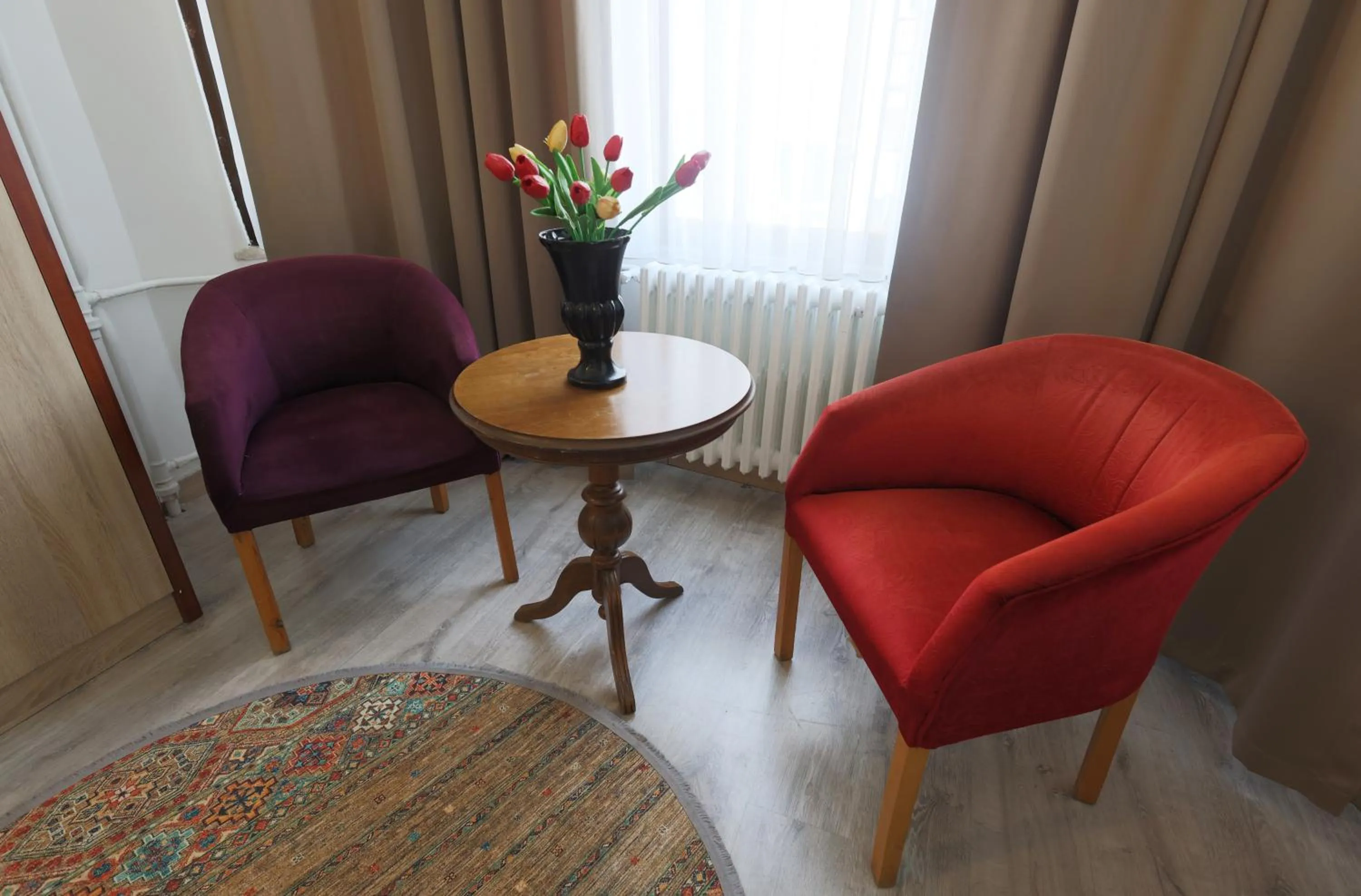 Seating area in Olimpic Hotel