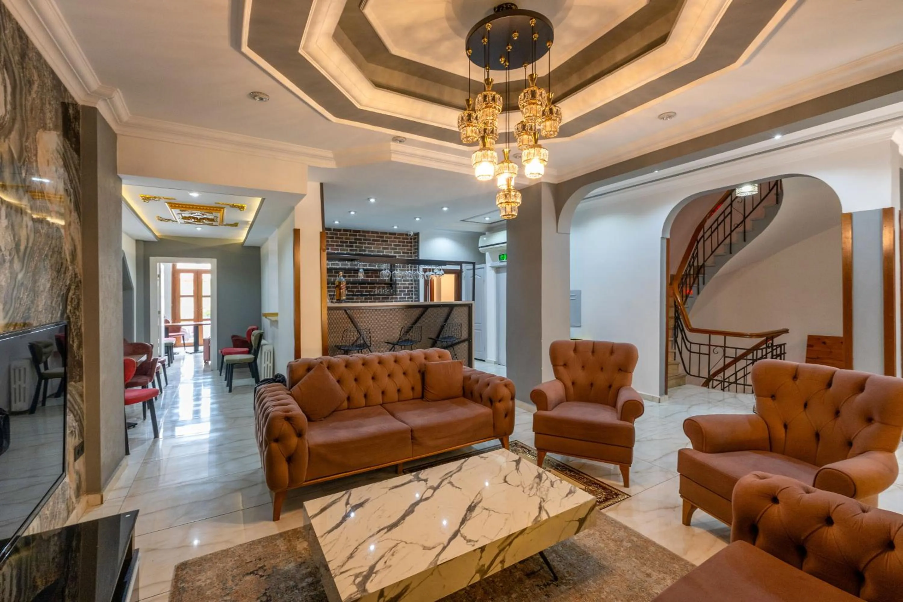 minibar in Olimpic Hotel