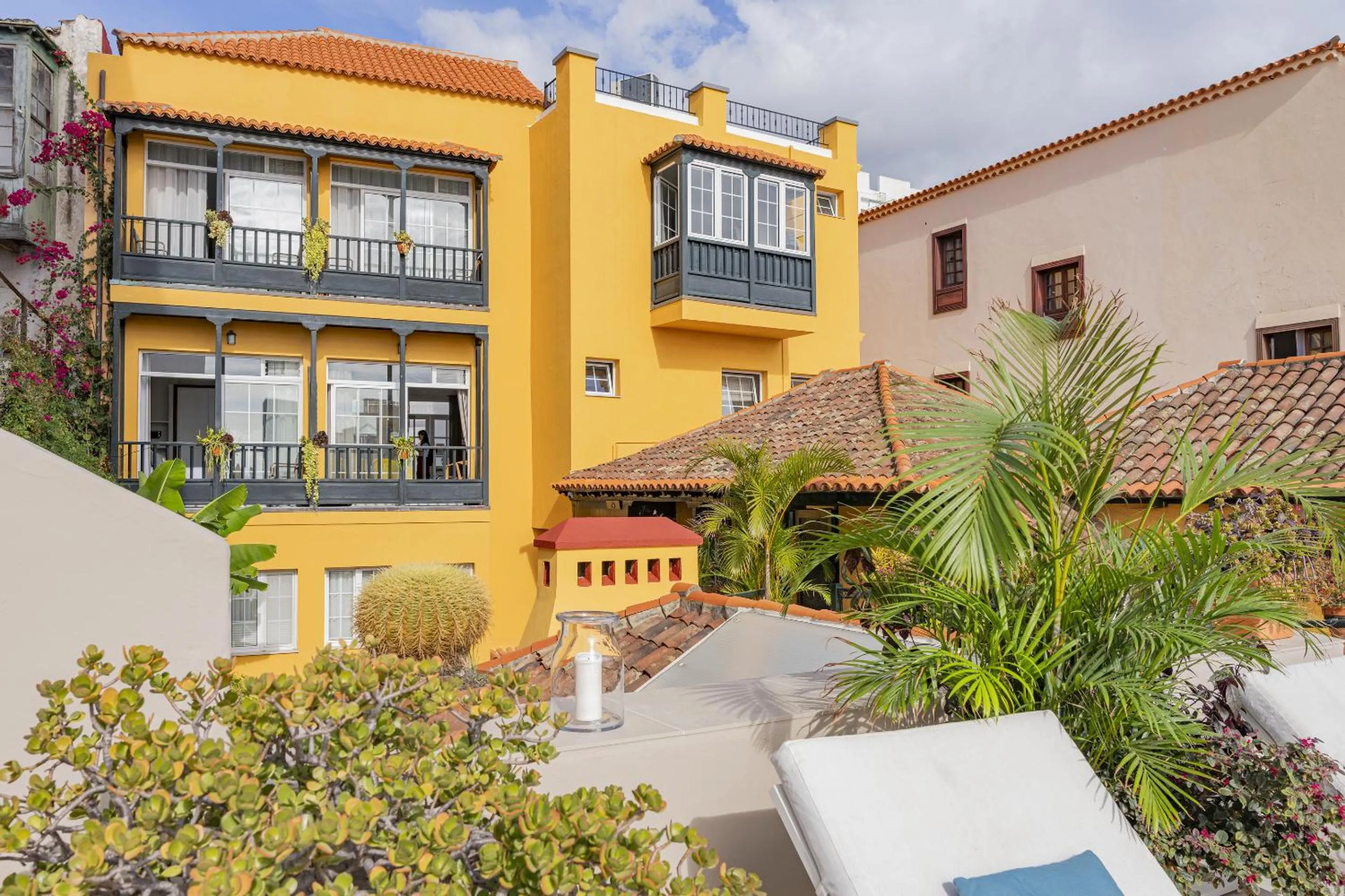 Property building in Hotel San Telmo