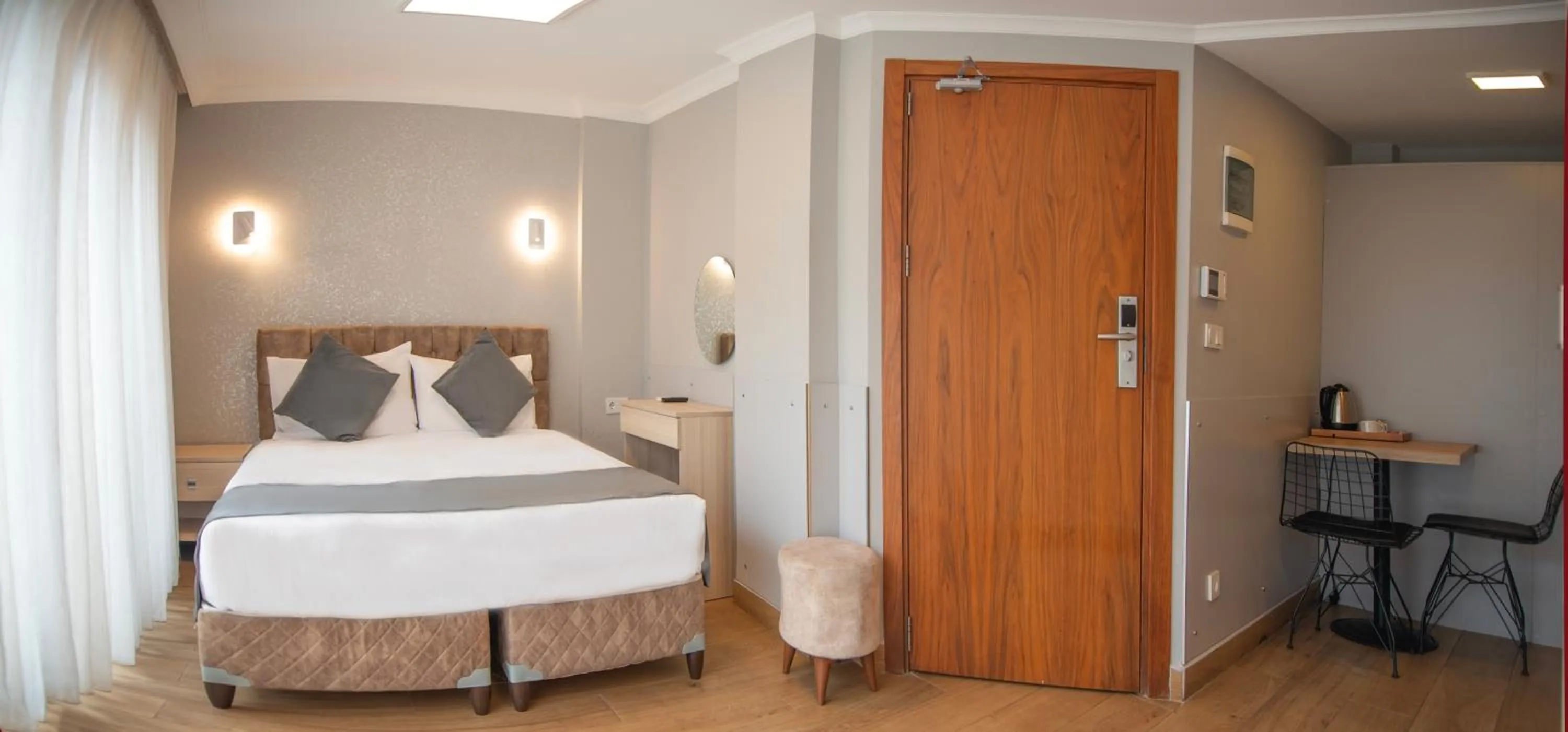 Photo of the whole room, Bed in Sur Hotel Sultanahmet